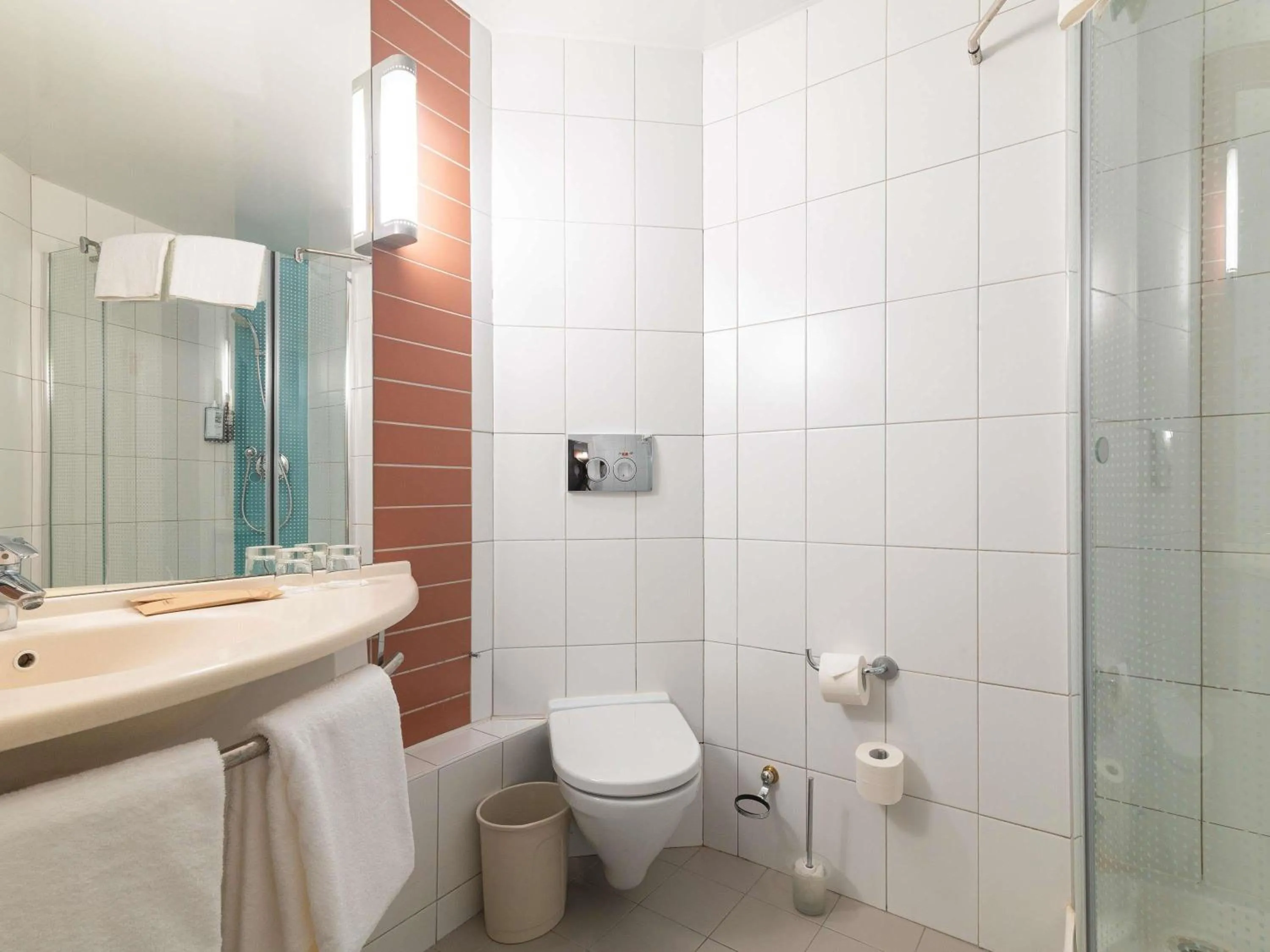 Bedroom in Ibis Astana