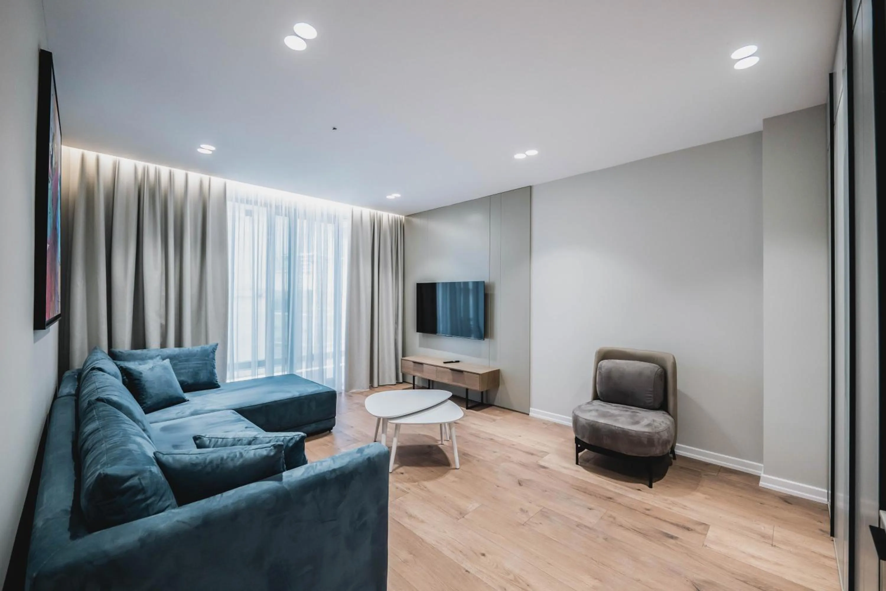 TV and multimedia in Boe Luxury Hotel