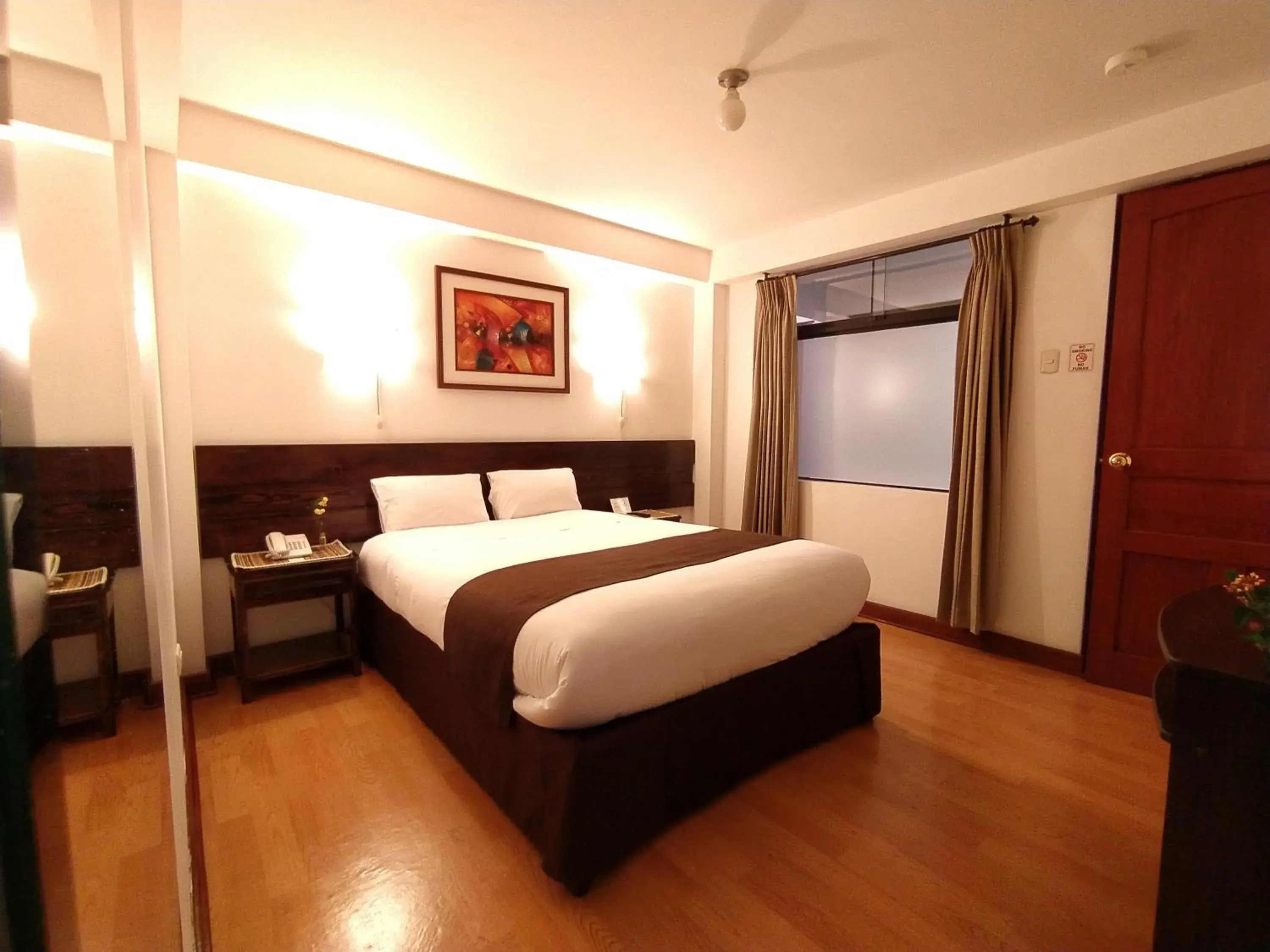 Single Room in Illas Inn Single Room in Illas Inn