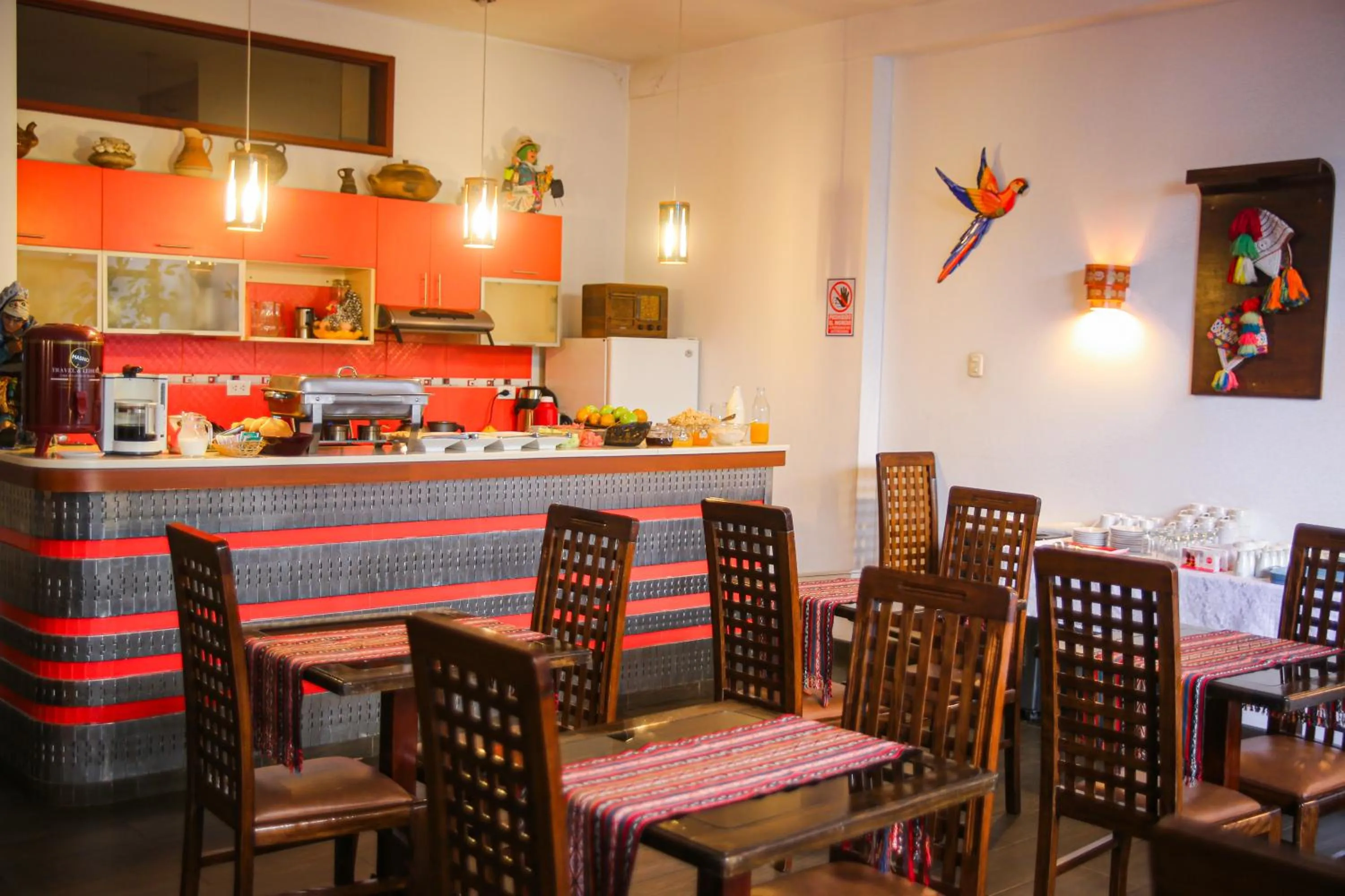 Dining area in Illas Inn