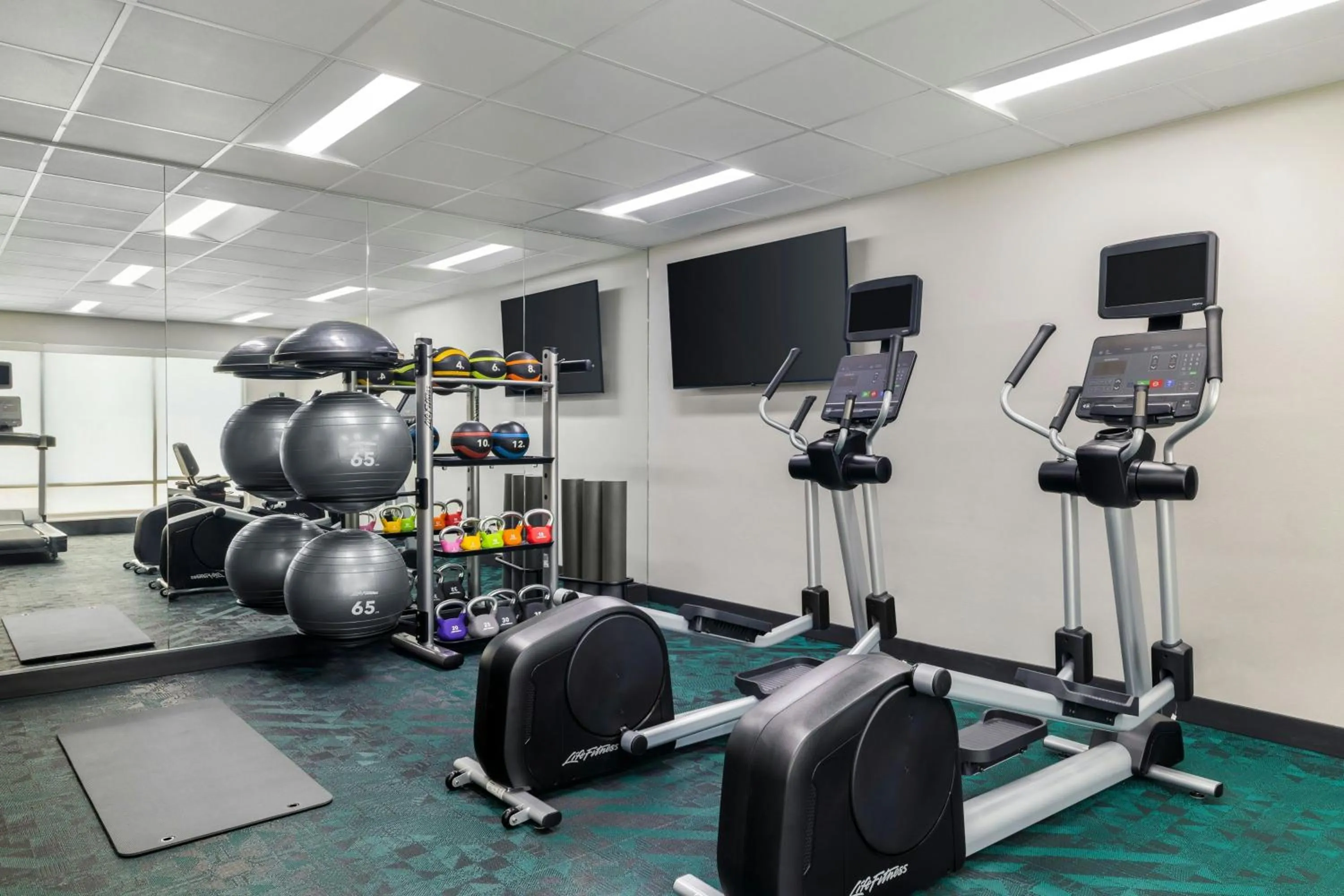 Fitness centre/facilities in TownePlace Suites by Marriott Humble Intercontinental Airport