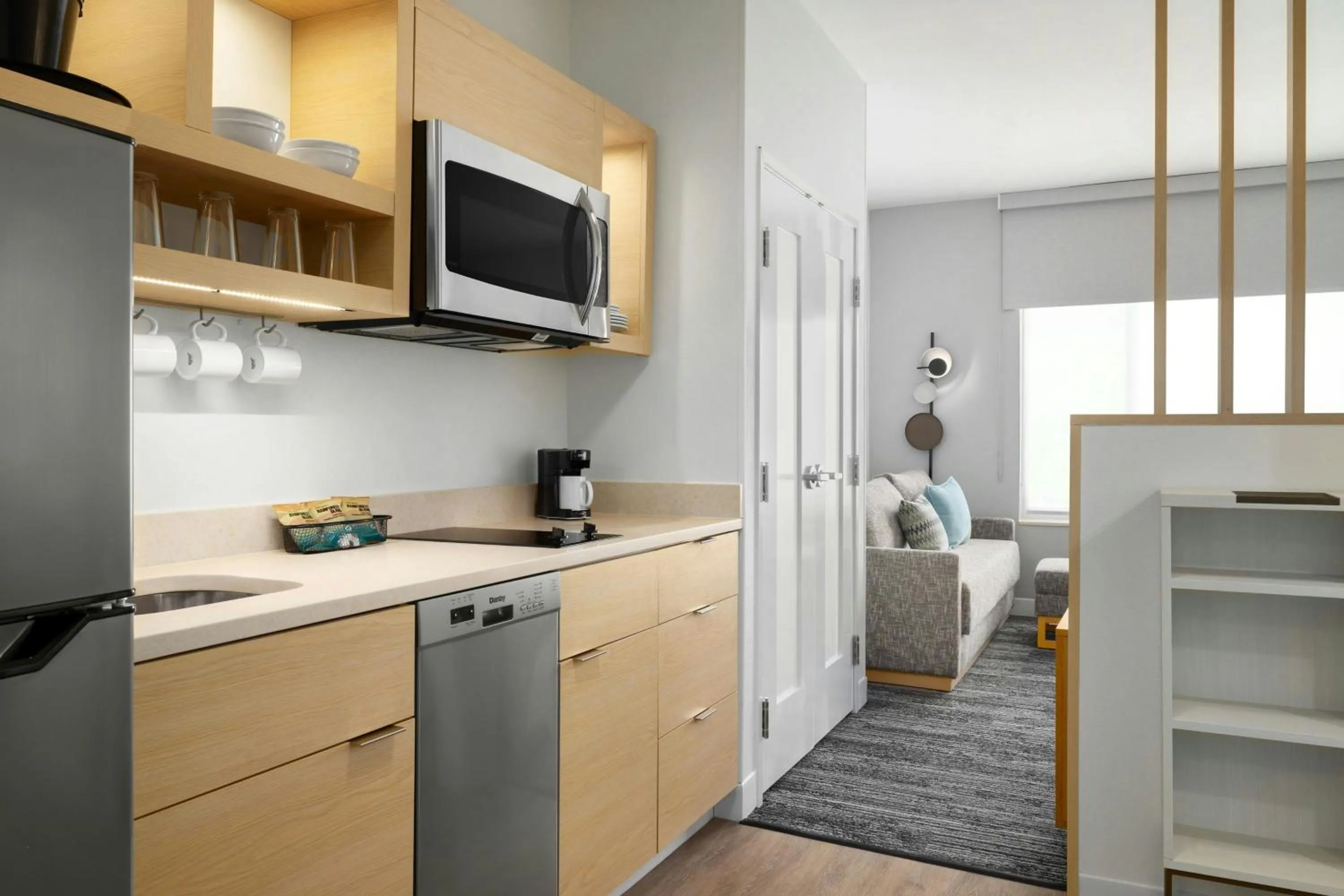 Kitchen or kitchenette in TownePlace Suites by Marriott Humble Intercontinental Airport