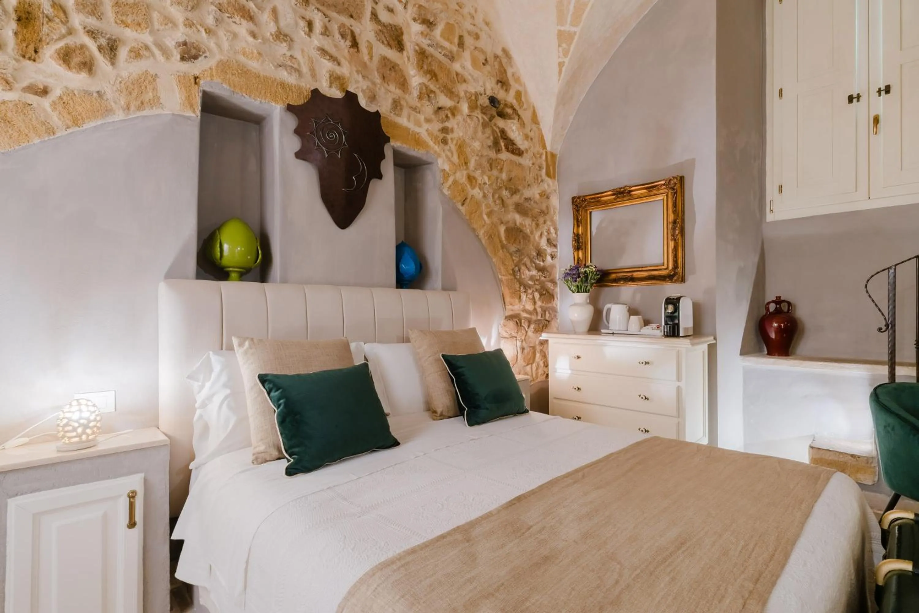 Bed in Relais La Casa del Poeta