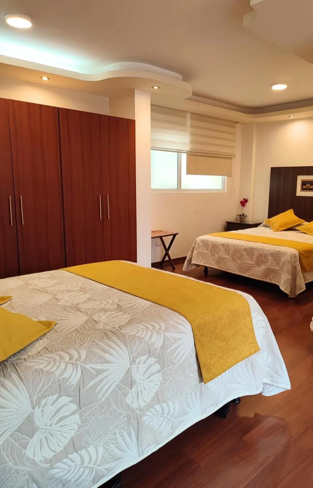 Photo of the whole room, Bed in Casa Hidalgo Ecuador