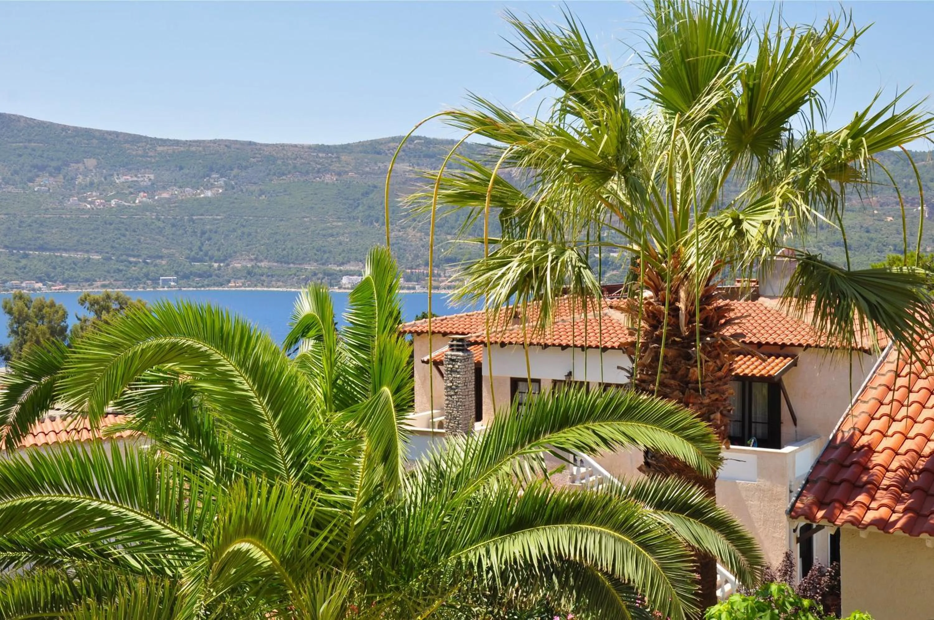 Facade/entrance in Ino Hotel & Suites