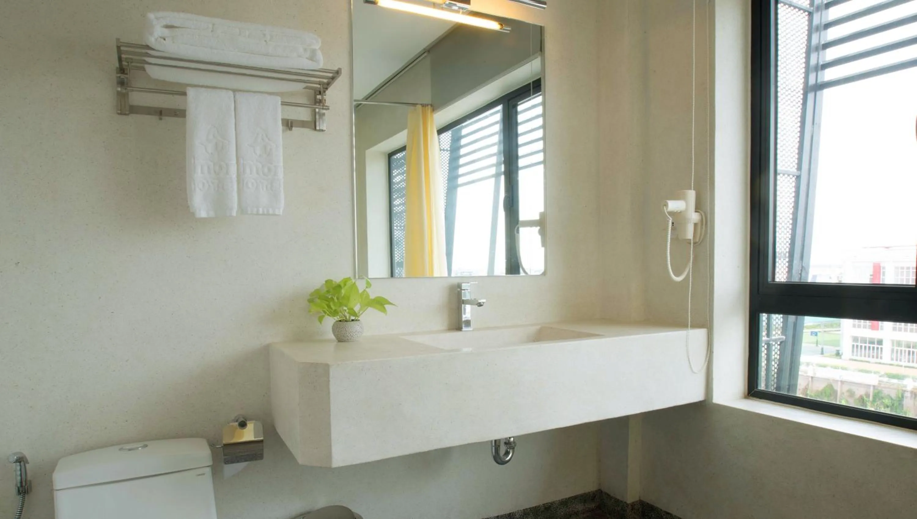 Bathroom in Almond Hotel Bassac River