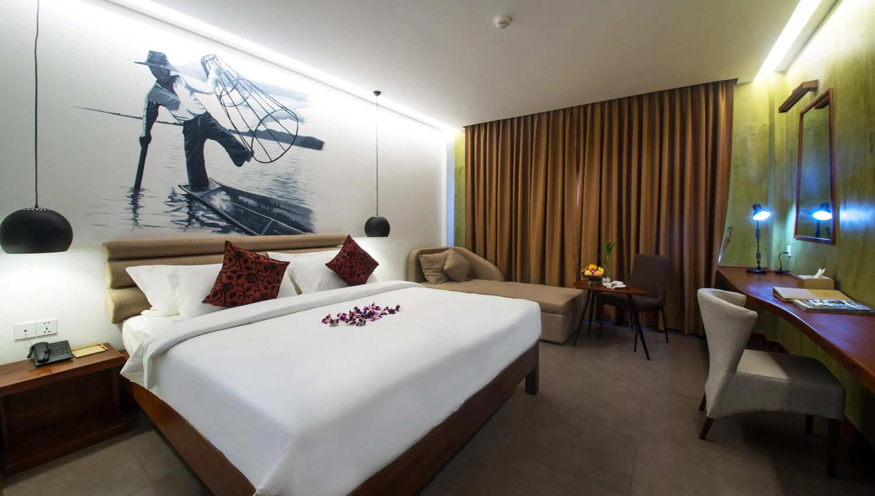 Living room, Bed in Almond Hotel Bassac River