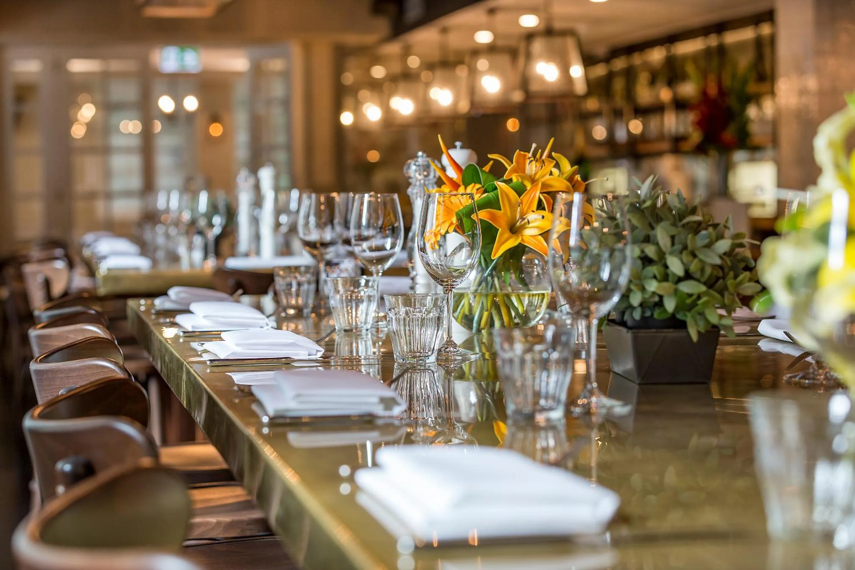 Restaurant/places to eat in Rydges Australia Square