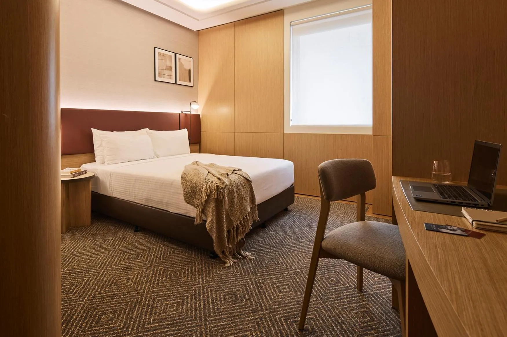 Bedroom, Bed in Rydges Australia Square