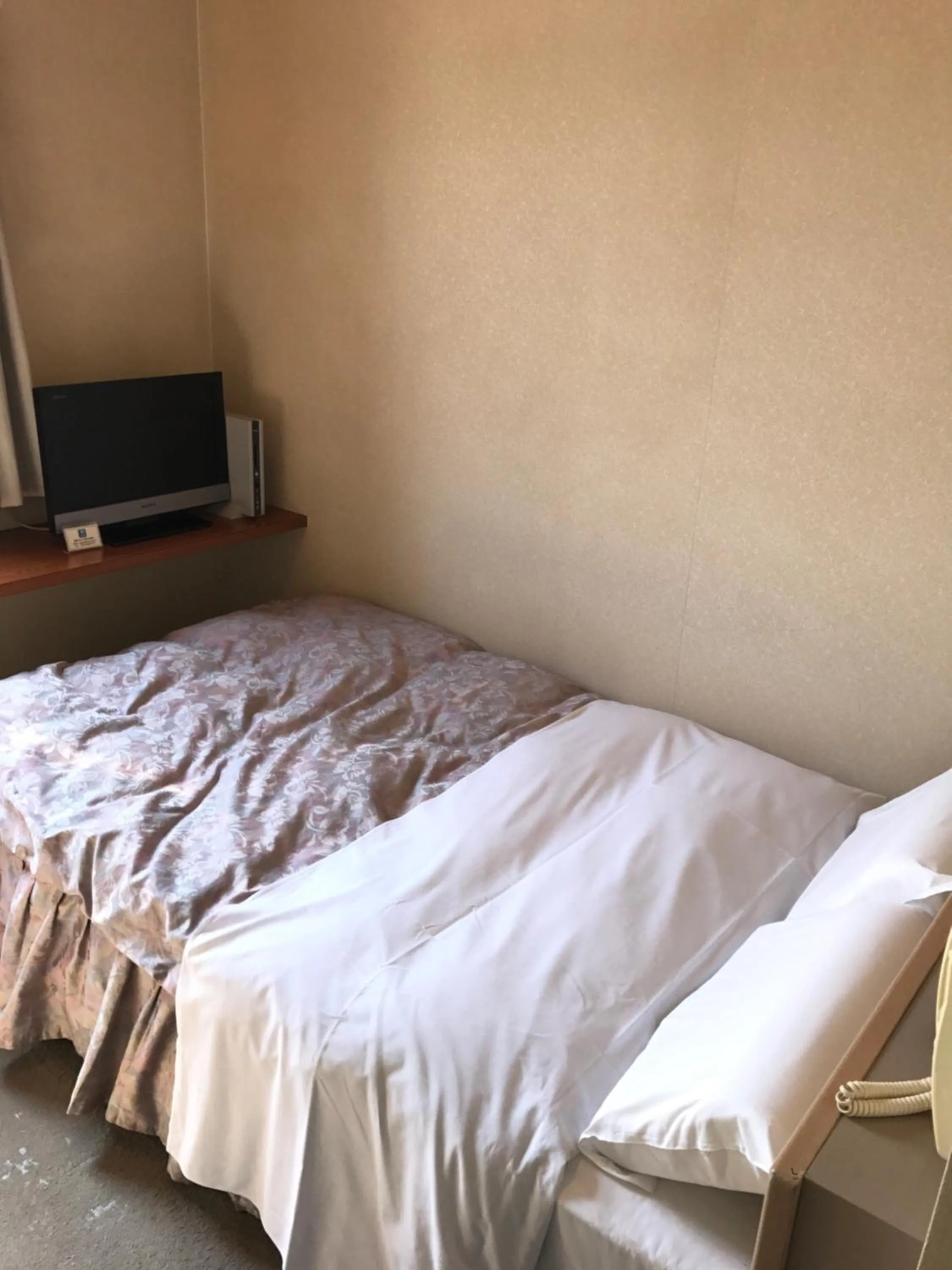 Photo of the whole room, Bed in Hotel Muroran Hills
