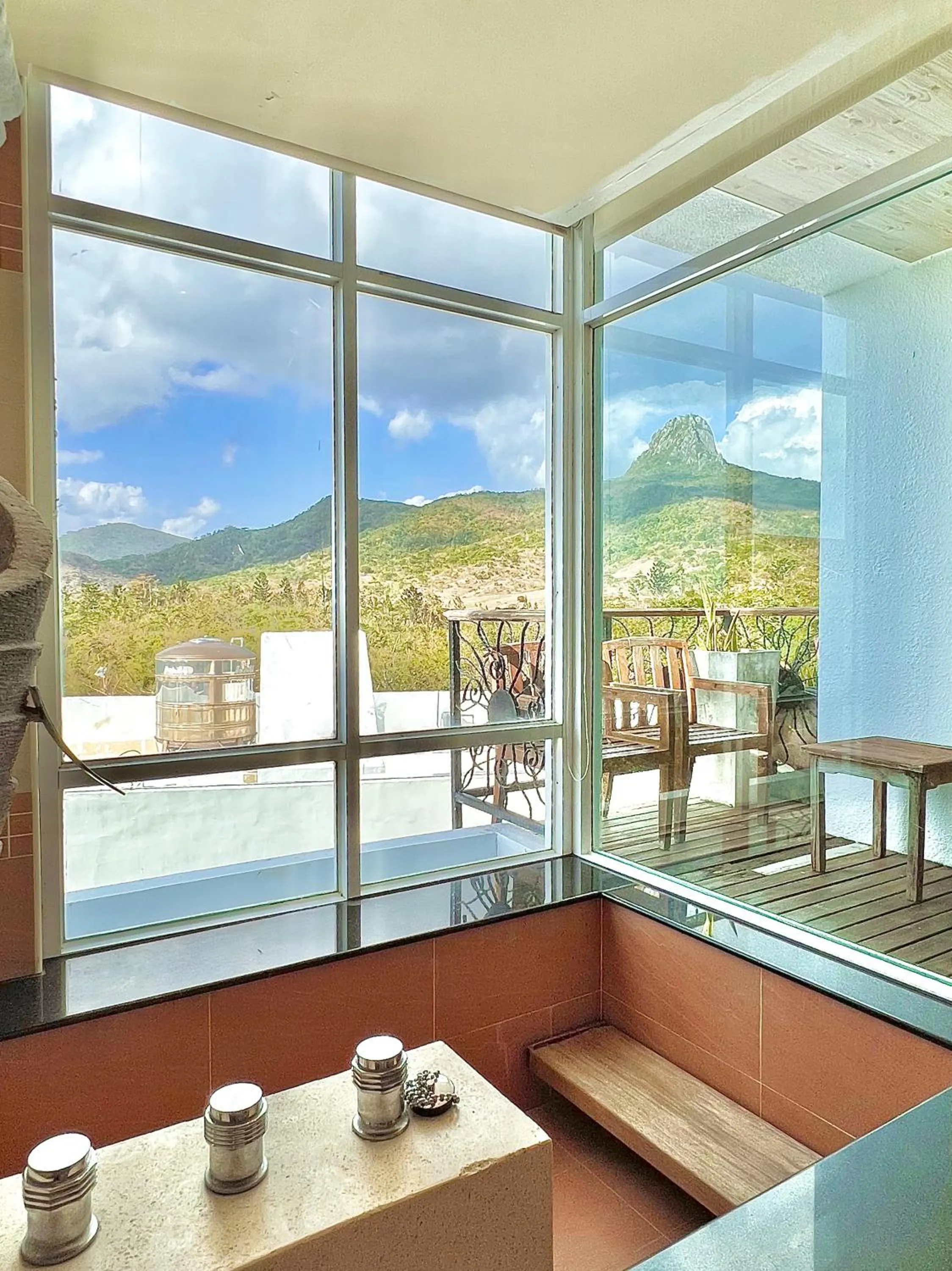 Shower in Seasons Bali Fashion Inn