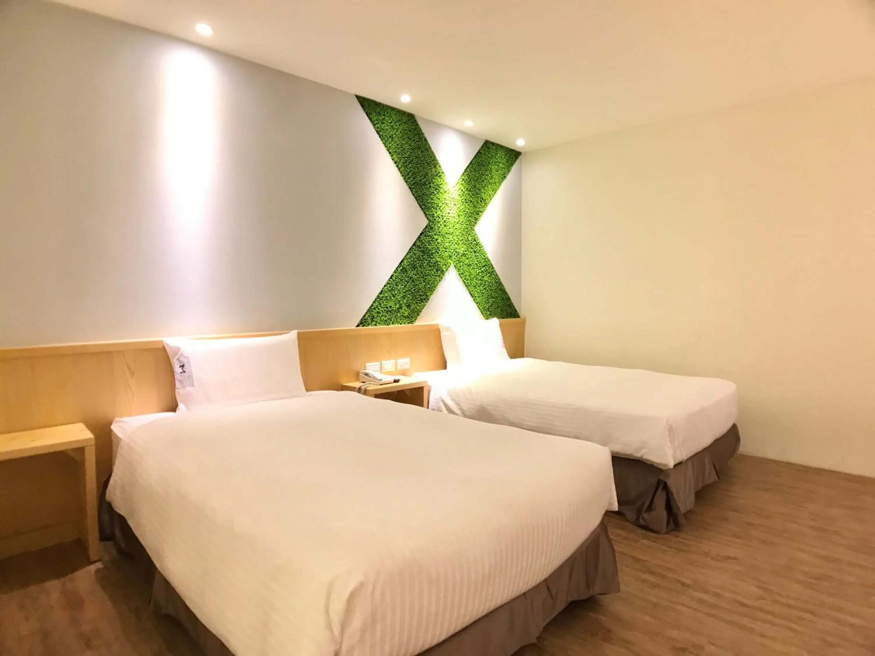 Shower, Bed in Martin Wales Inn