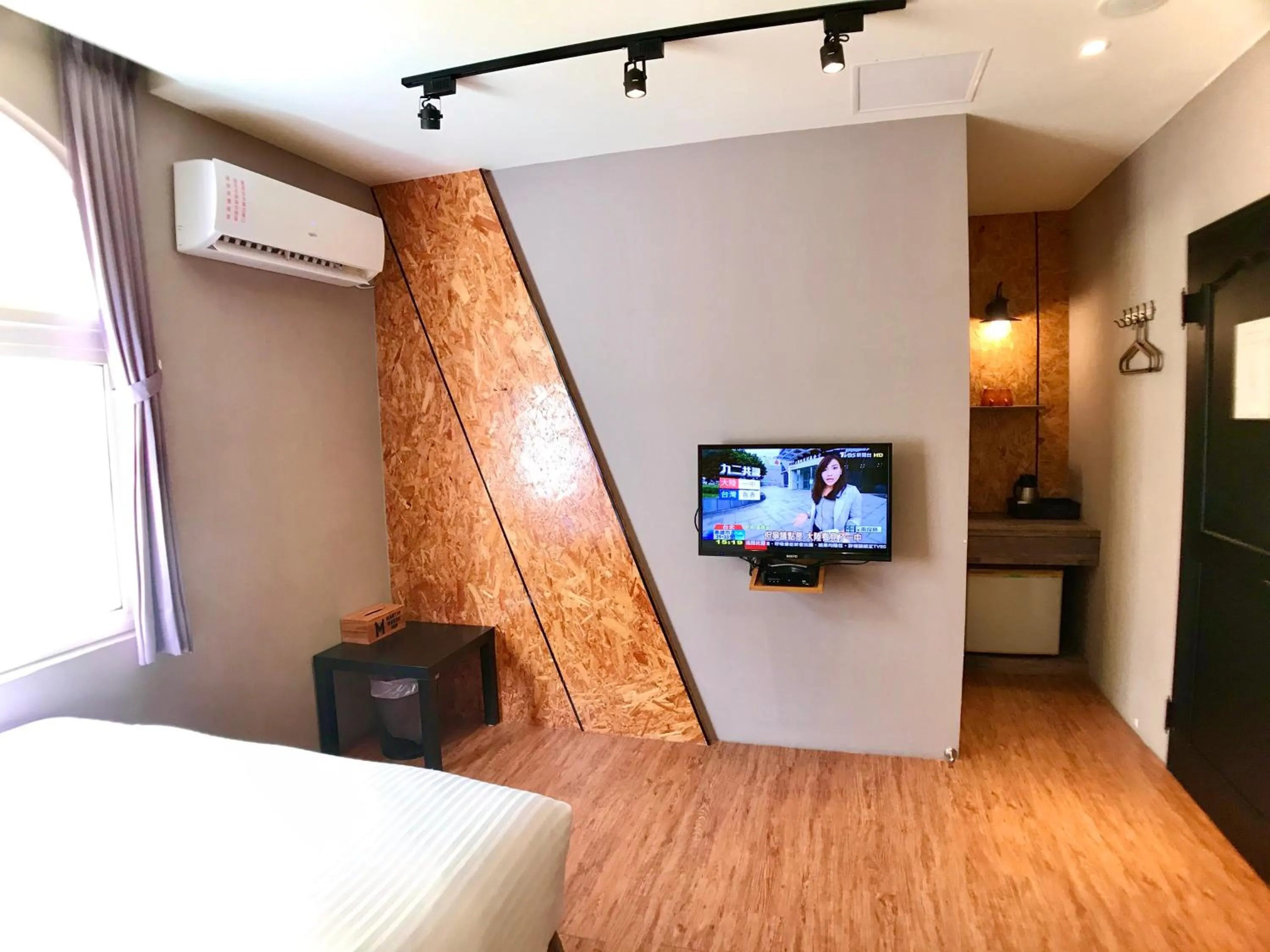 Shower, Bed in Martin Wales Inn