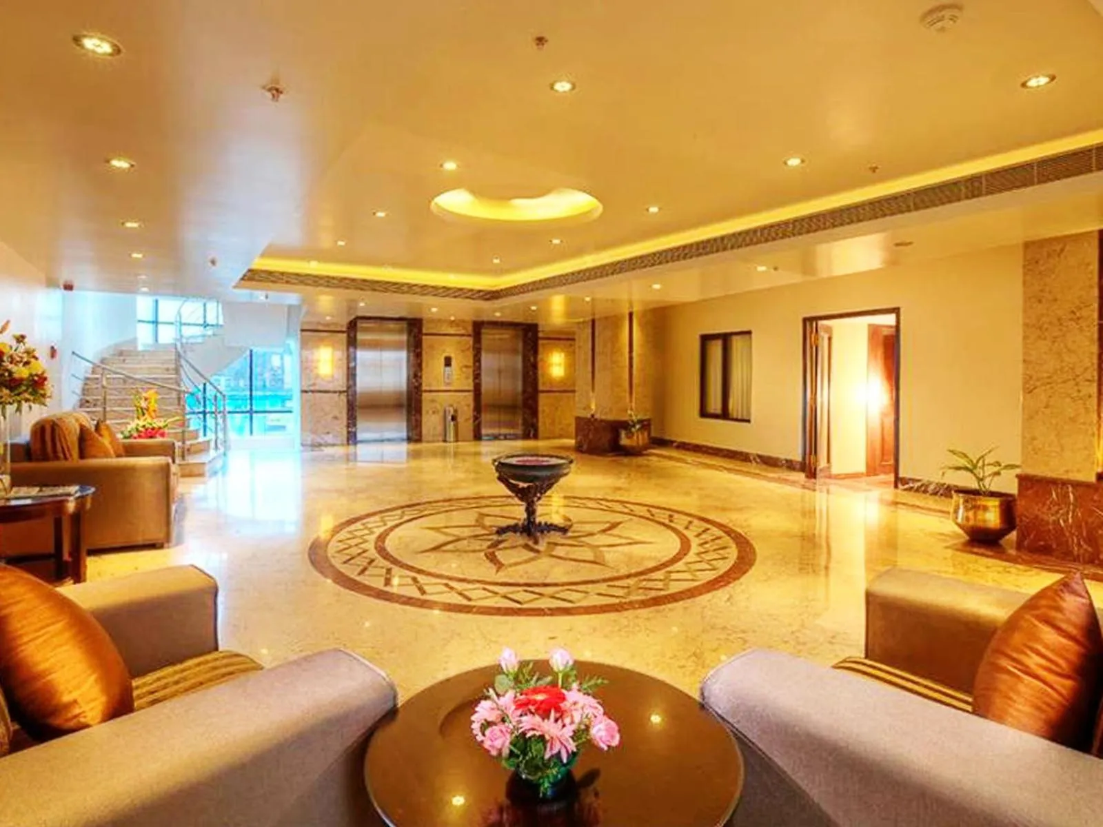 Lobby or reception in Anandha Inn Convention Centre and Suites