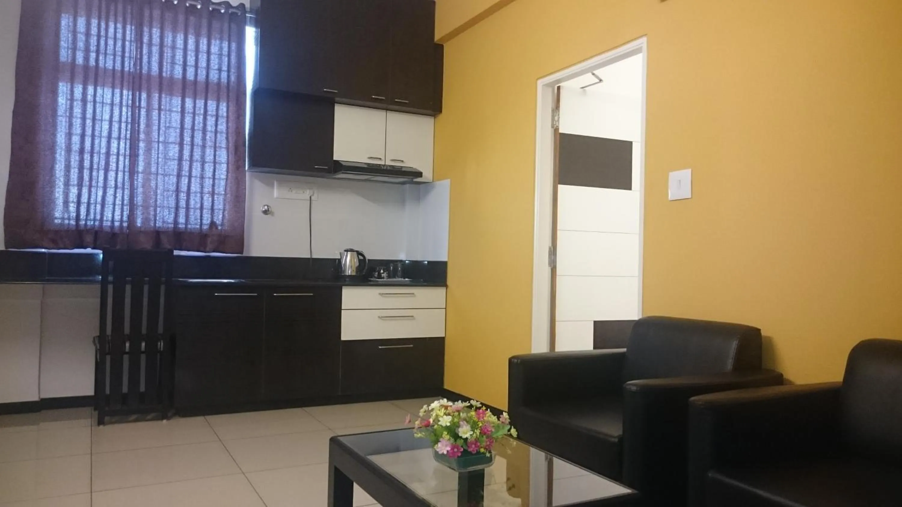 Kitchen or kitchenette in SAP Golden Grande Electronic City