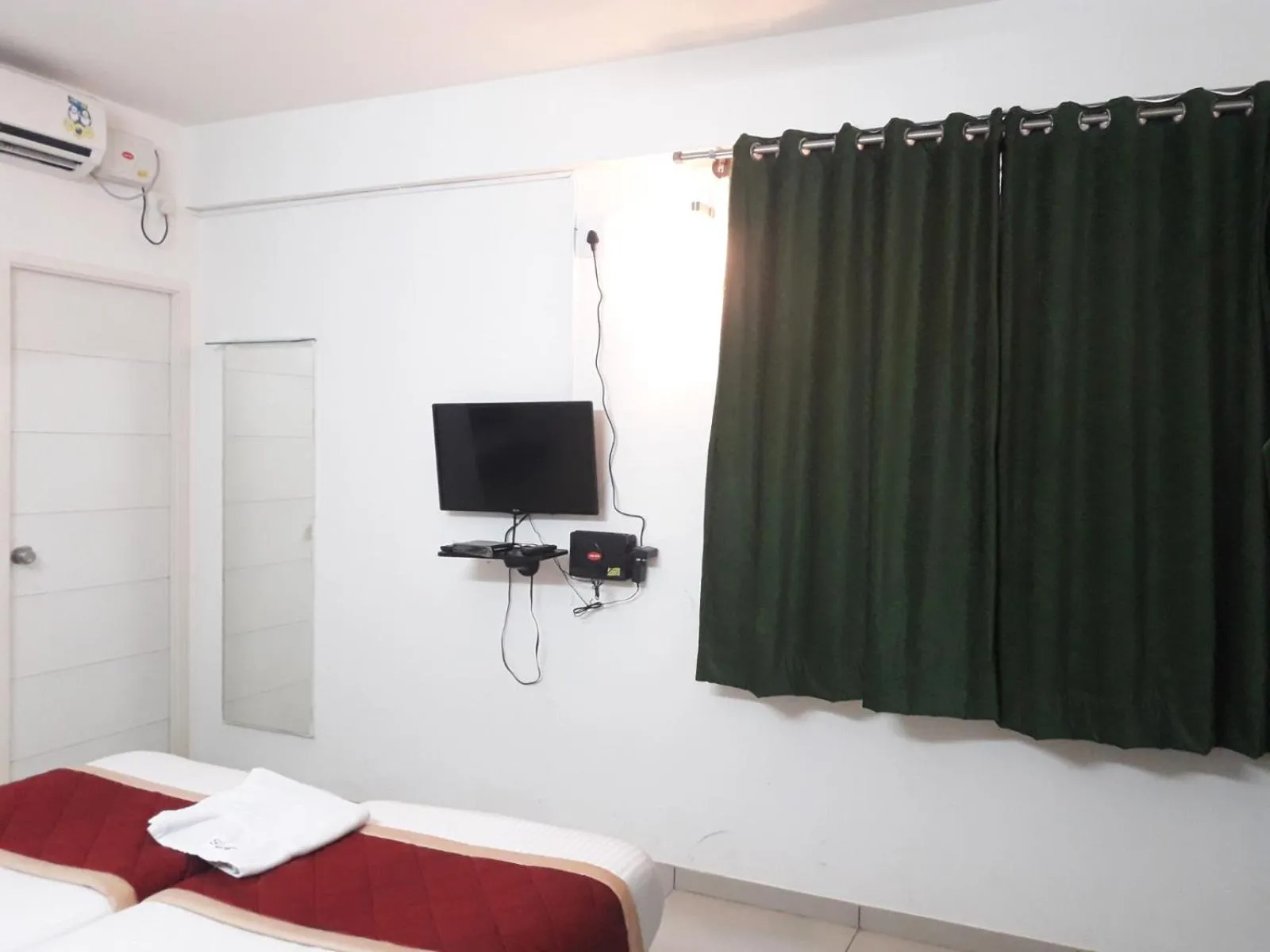 Bed in SAP Golden Grande Electronic City