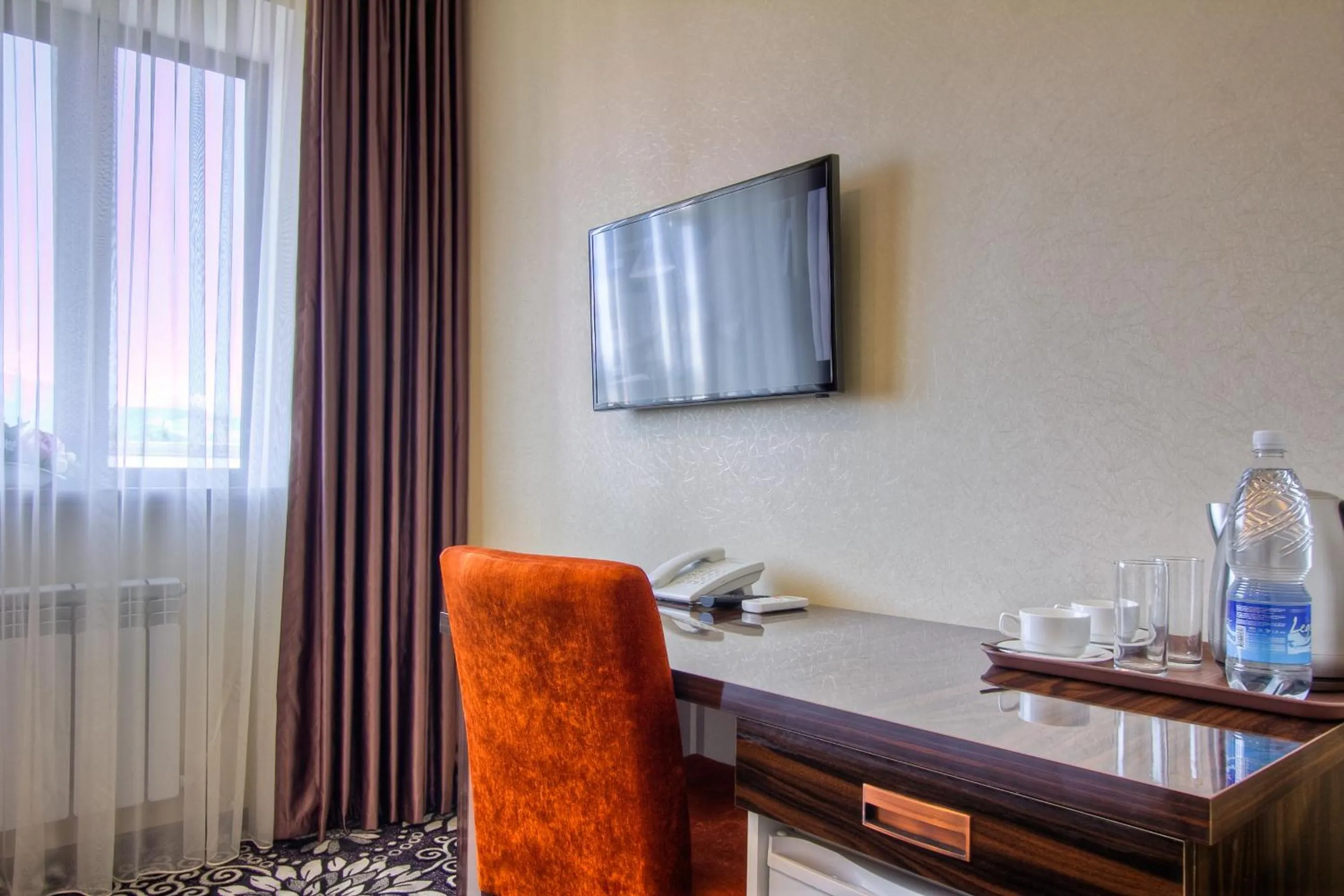 Decorative detail in Discovery Hotel