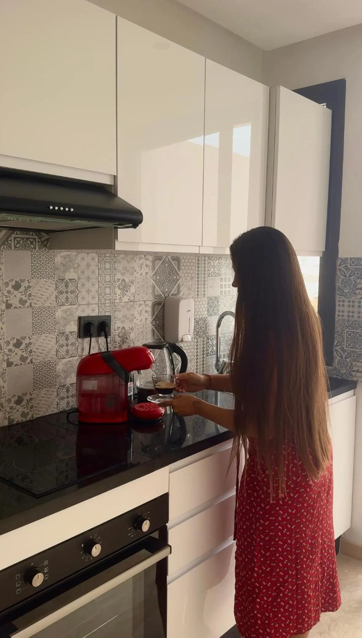 kitchen in Spinoza House Appart Hôtel