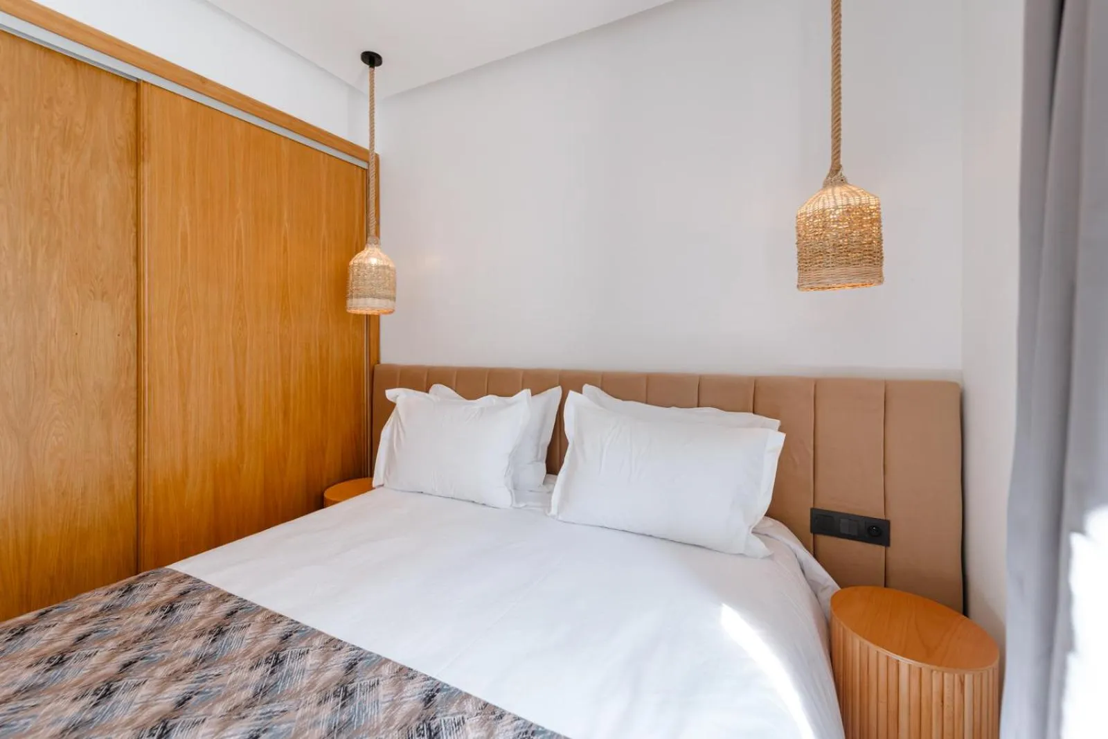 Bed in Spinoza House Appart Hôtel