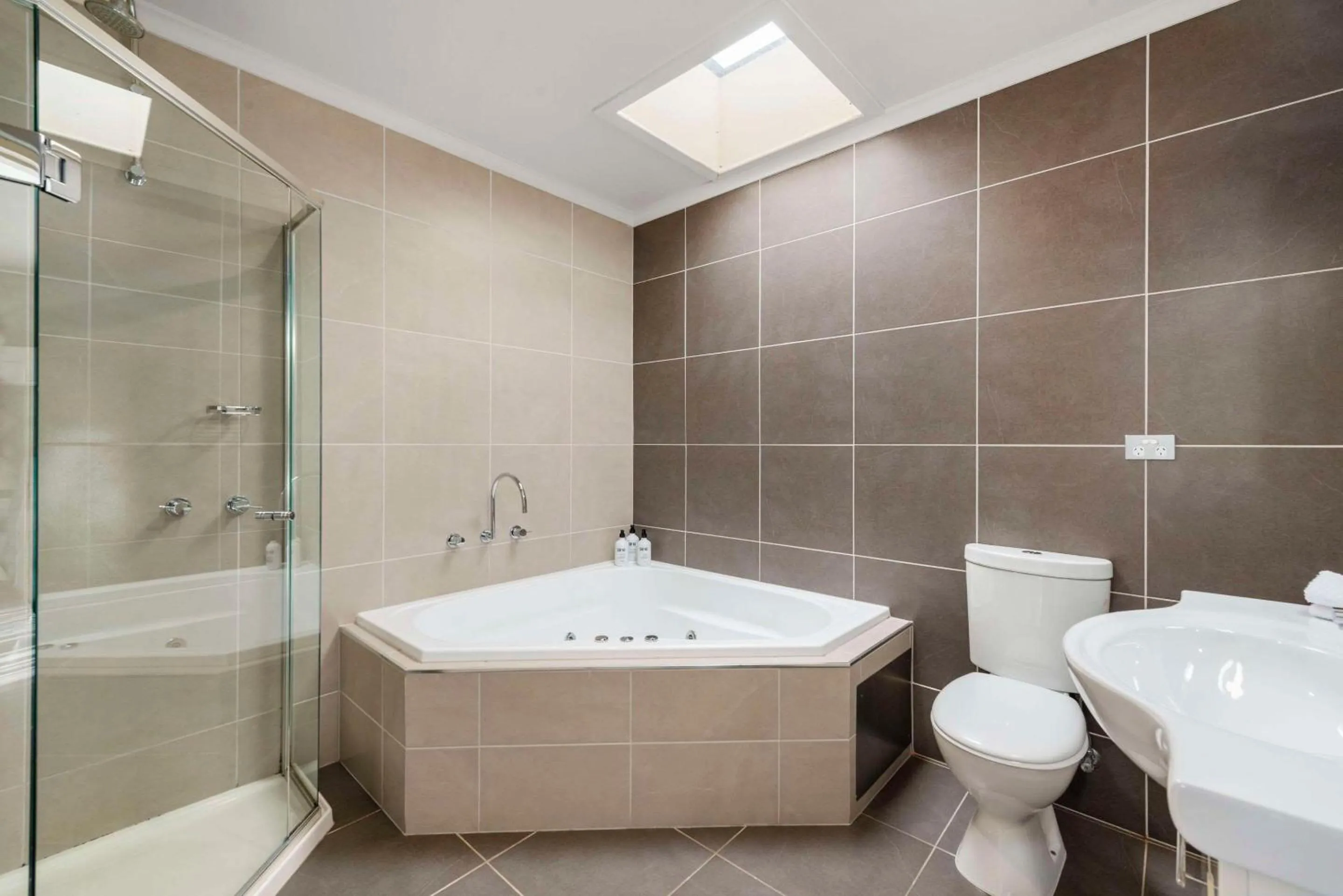 Bedroom in Comfort Inn Clubarham