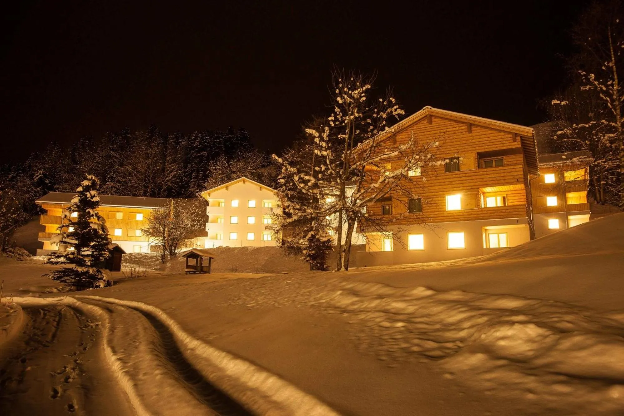 Property building in Pradas Resort Brigels