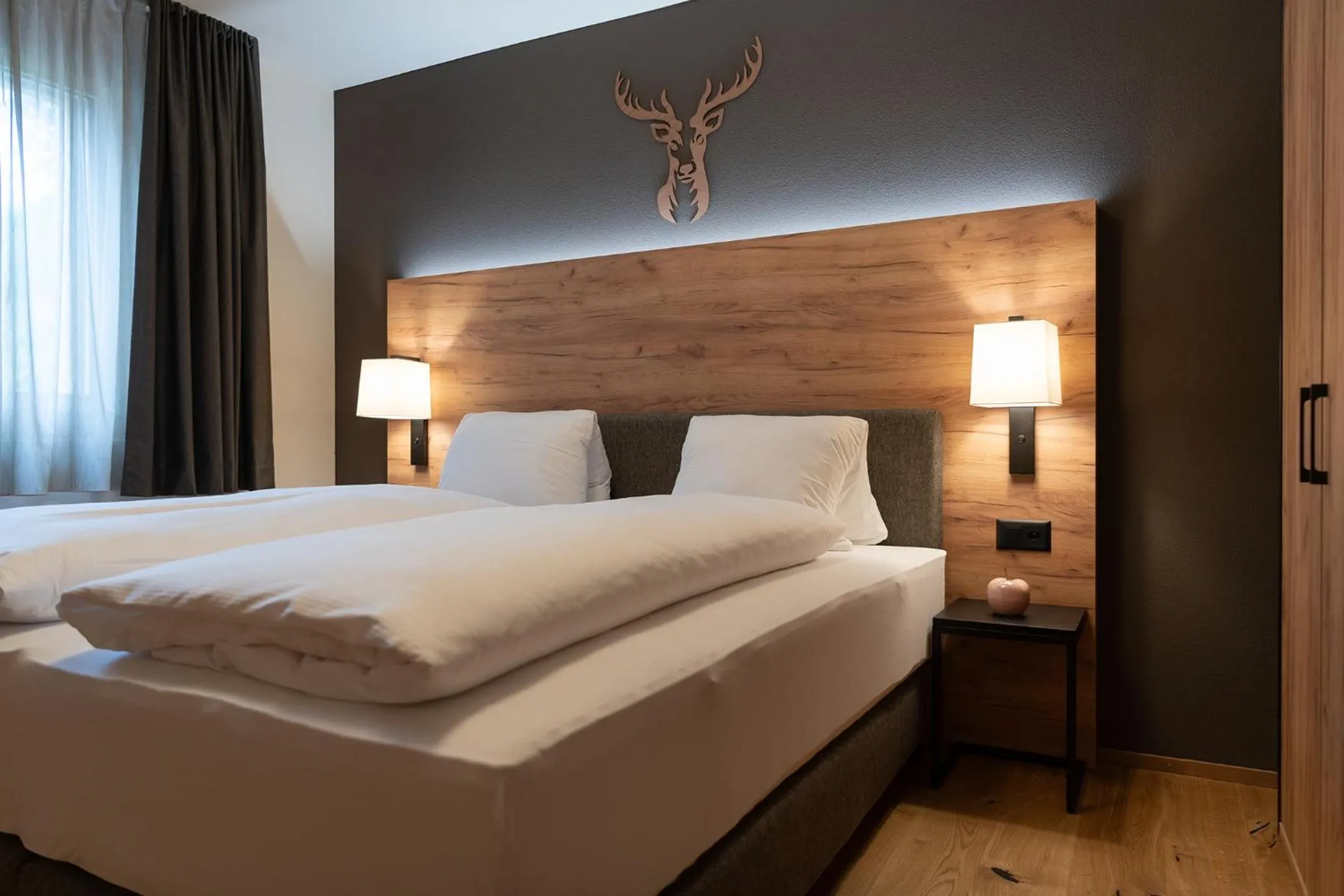 Bedroom, Bed in Pradas Resort Brigels