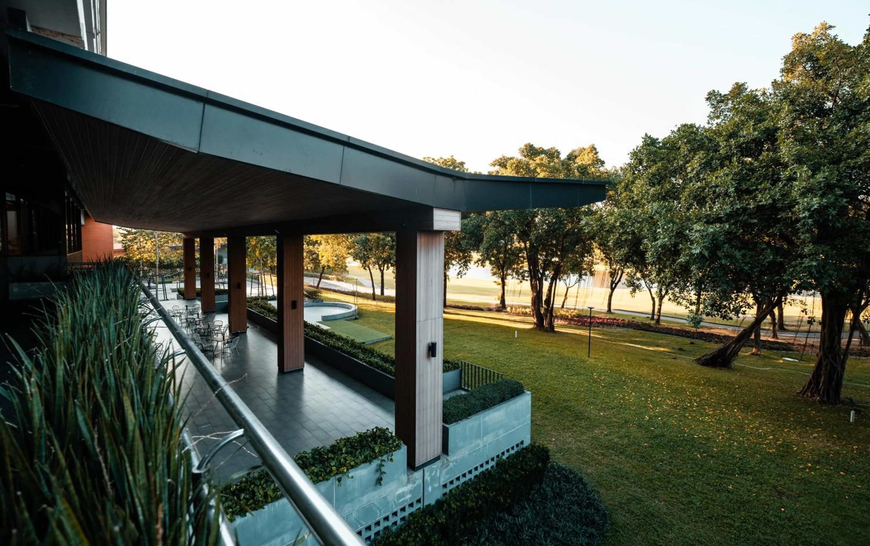 Balcony/Terrace in Tinidee Hotel Bangkok Golf Club