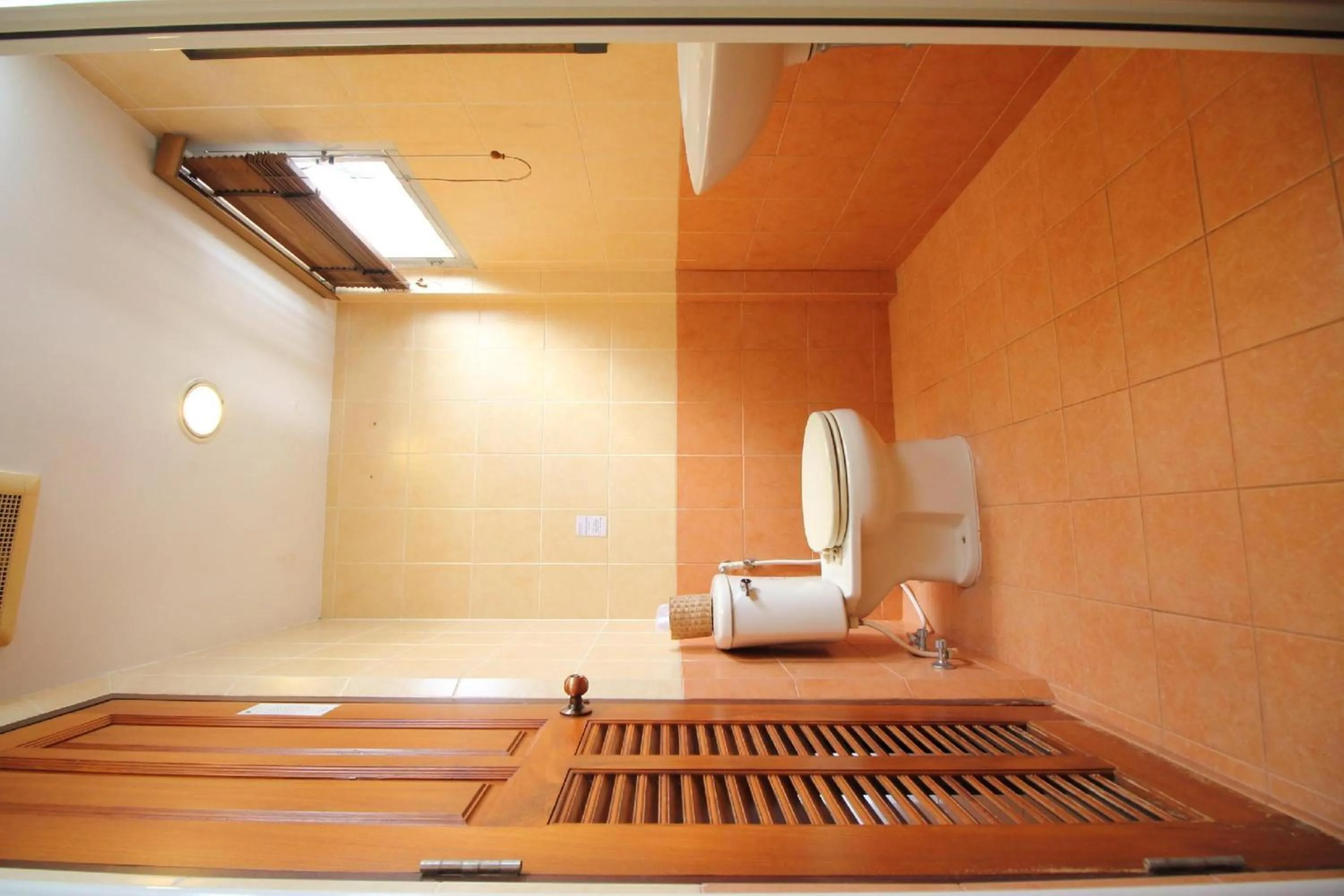 Bathroom in Pannee Lodge Khaosan - SHA Plus