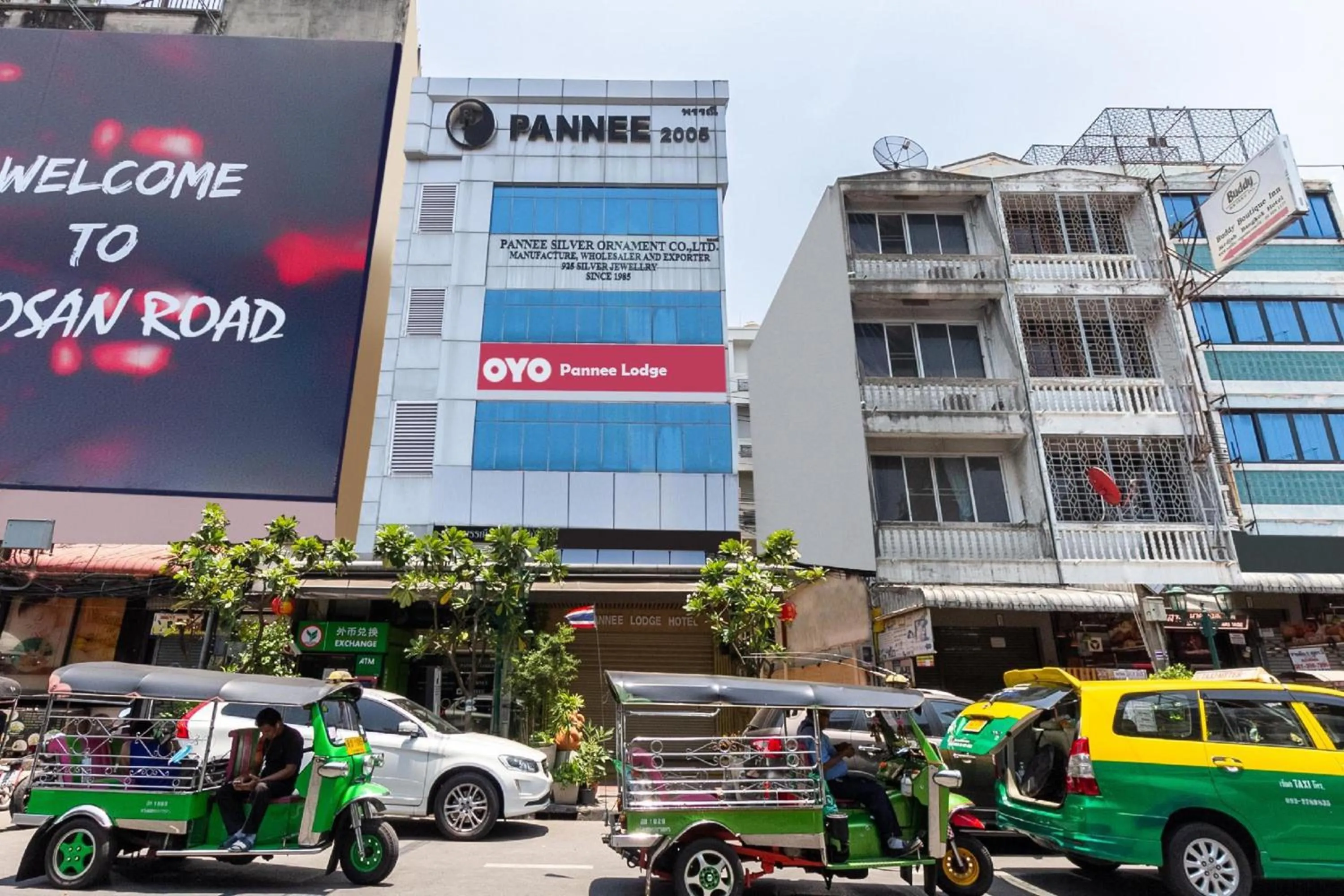 Neighbourhood in Pannee Lodge Khaosan - SHA Plus