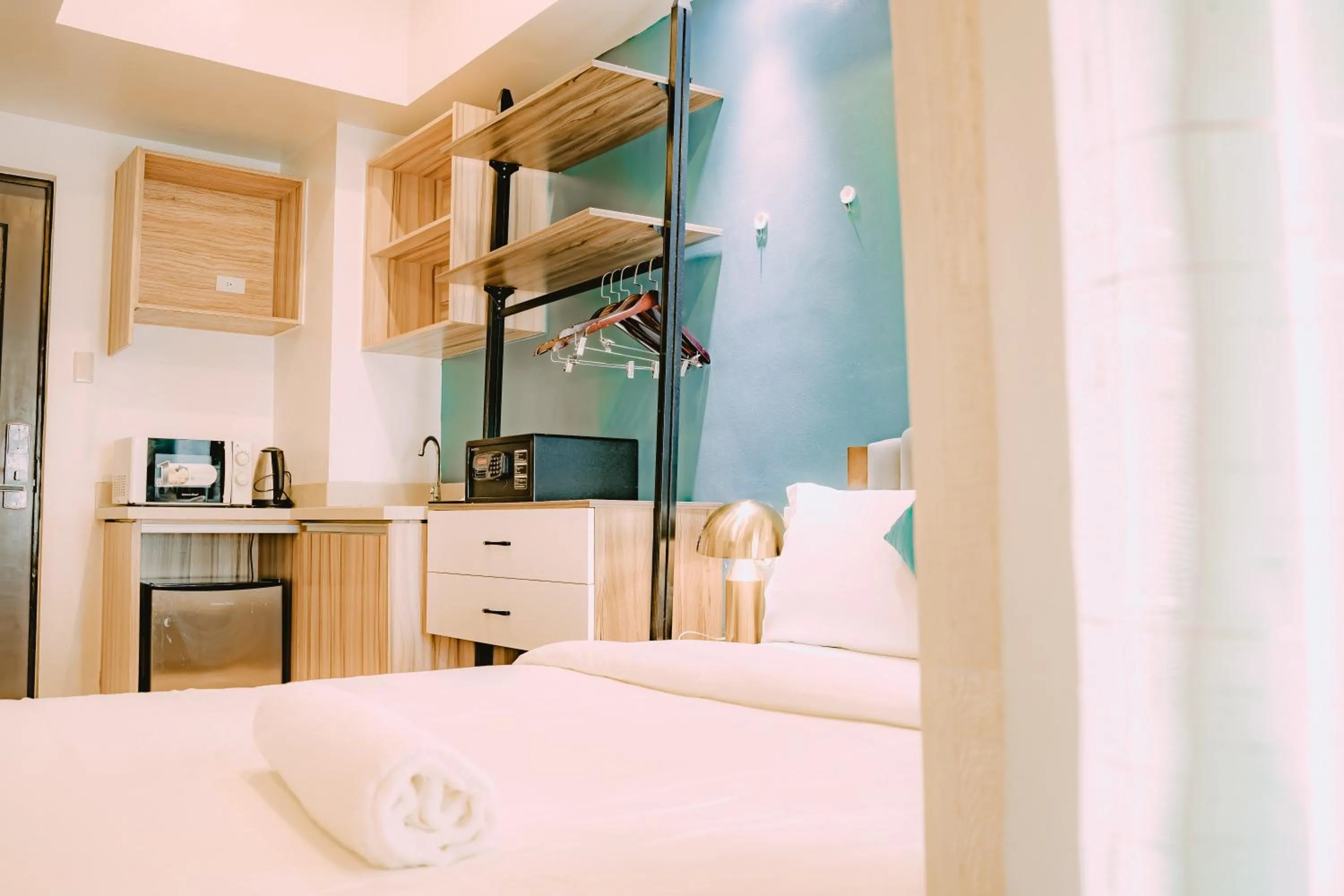 Bedroom, Bed in I Suites Hotel Malate