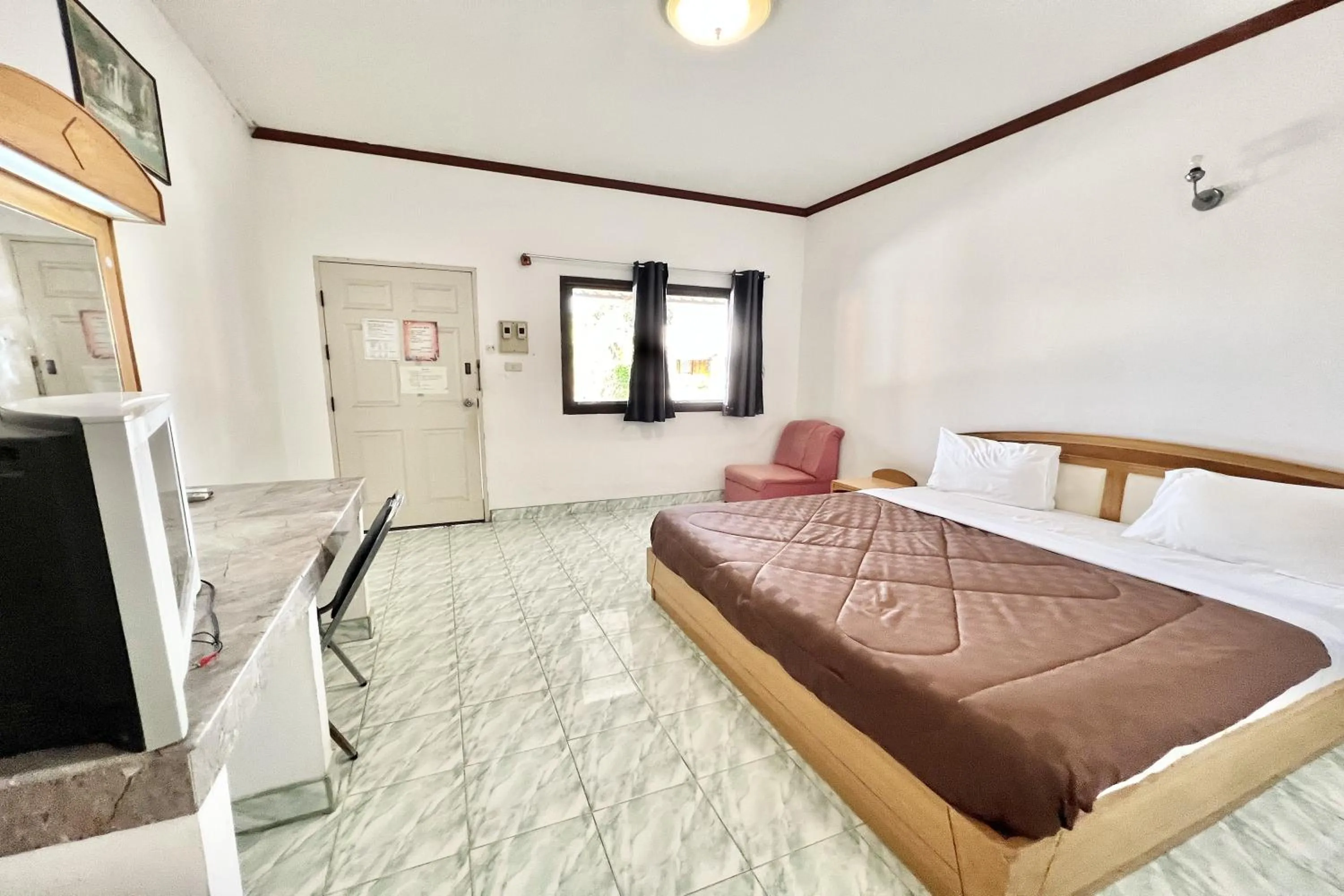 Bed in Paradise Resort Buriram