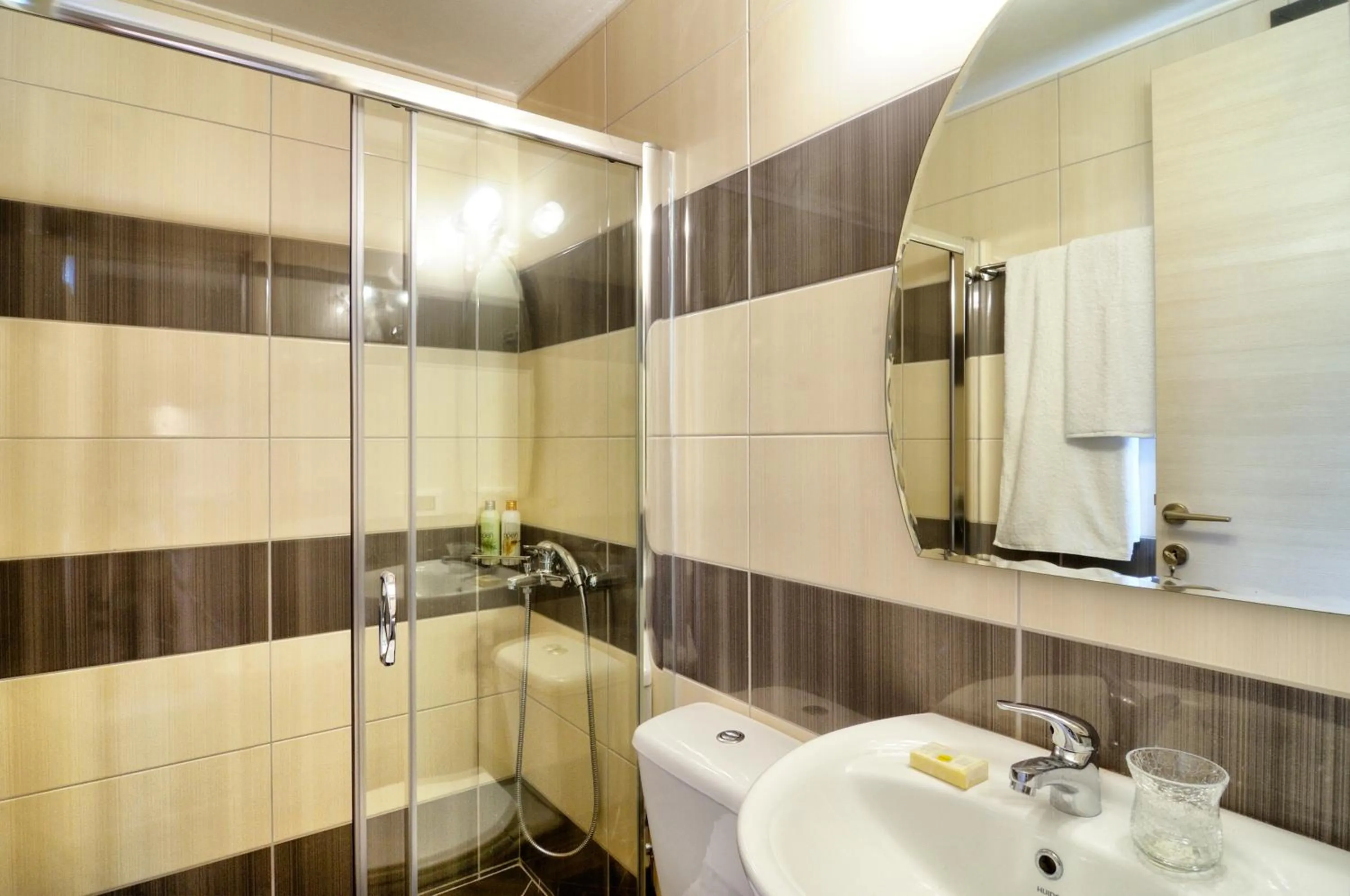 Bathroom in Myrtos Mare Suites