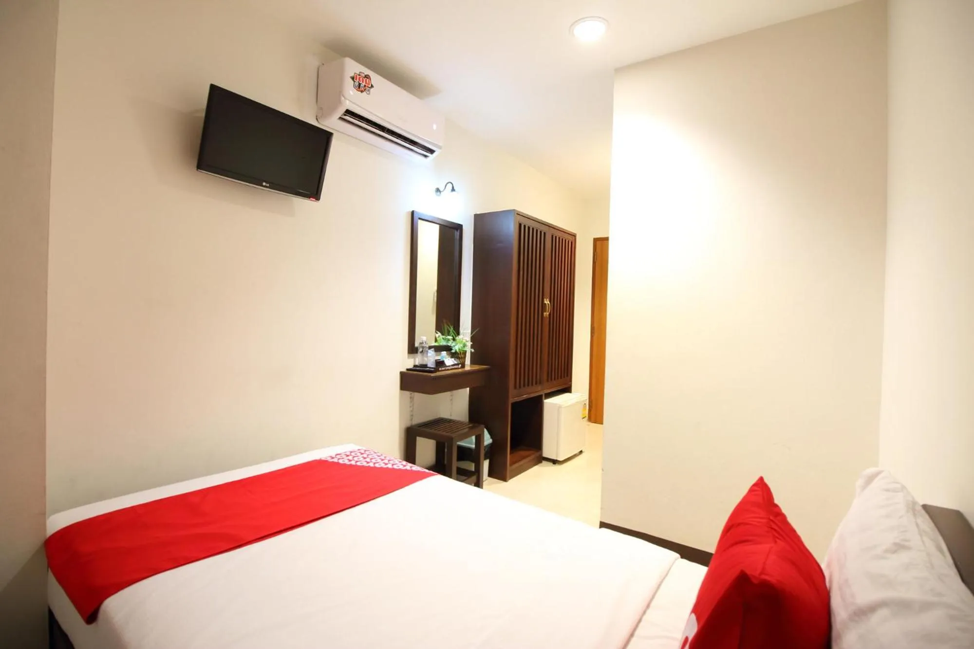 Bedroom, Bed in Super OYO 484 Pannee Residence Khaosan Sha Plus