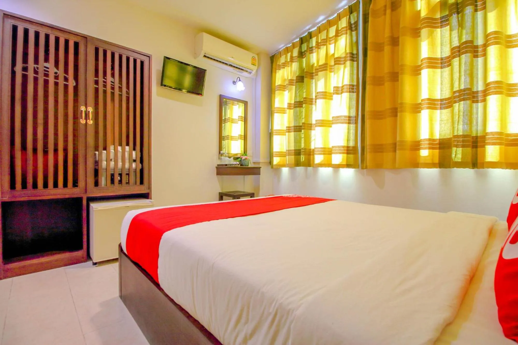 Bedroom, Bed in Super OYO 484 Pannee Residence Khaosan Sha Plus