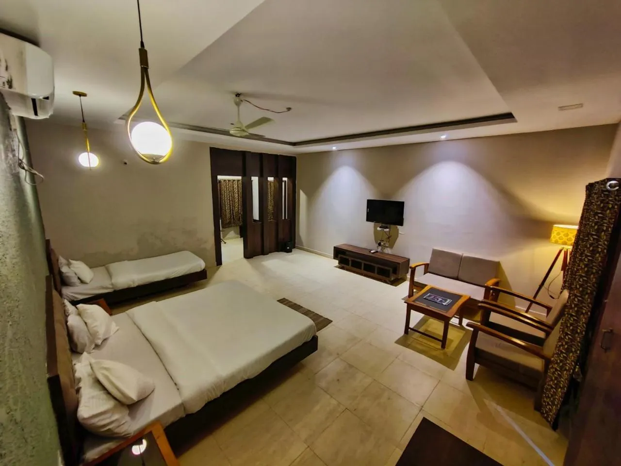Bed in Greenscape Resort Satpura