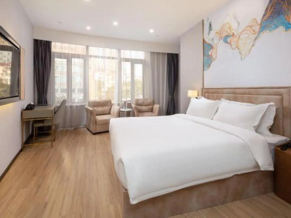 Bed in Hongqiao Pujue International Zhongshan Park Metro Station