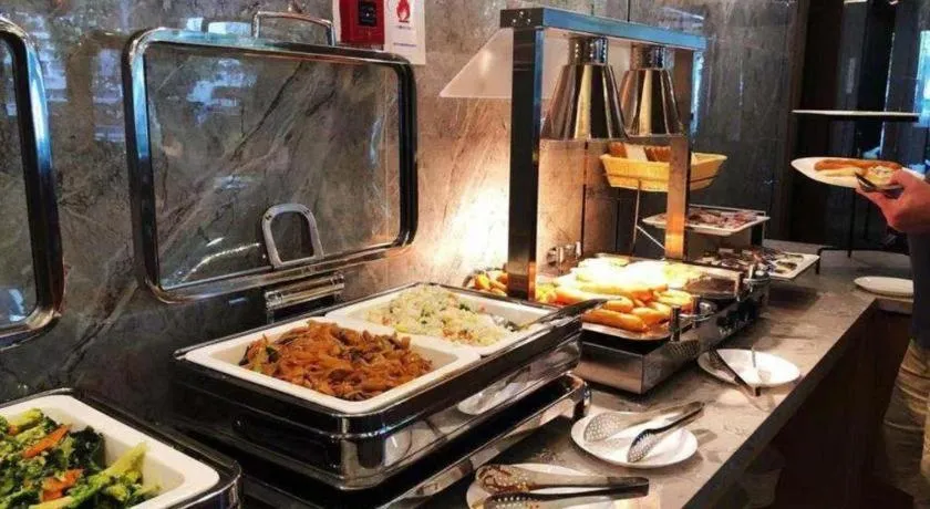 Hongqiao Pujue International Zhongshan Park Metro Station