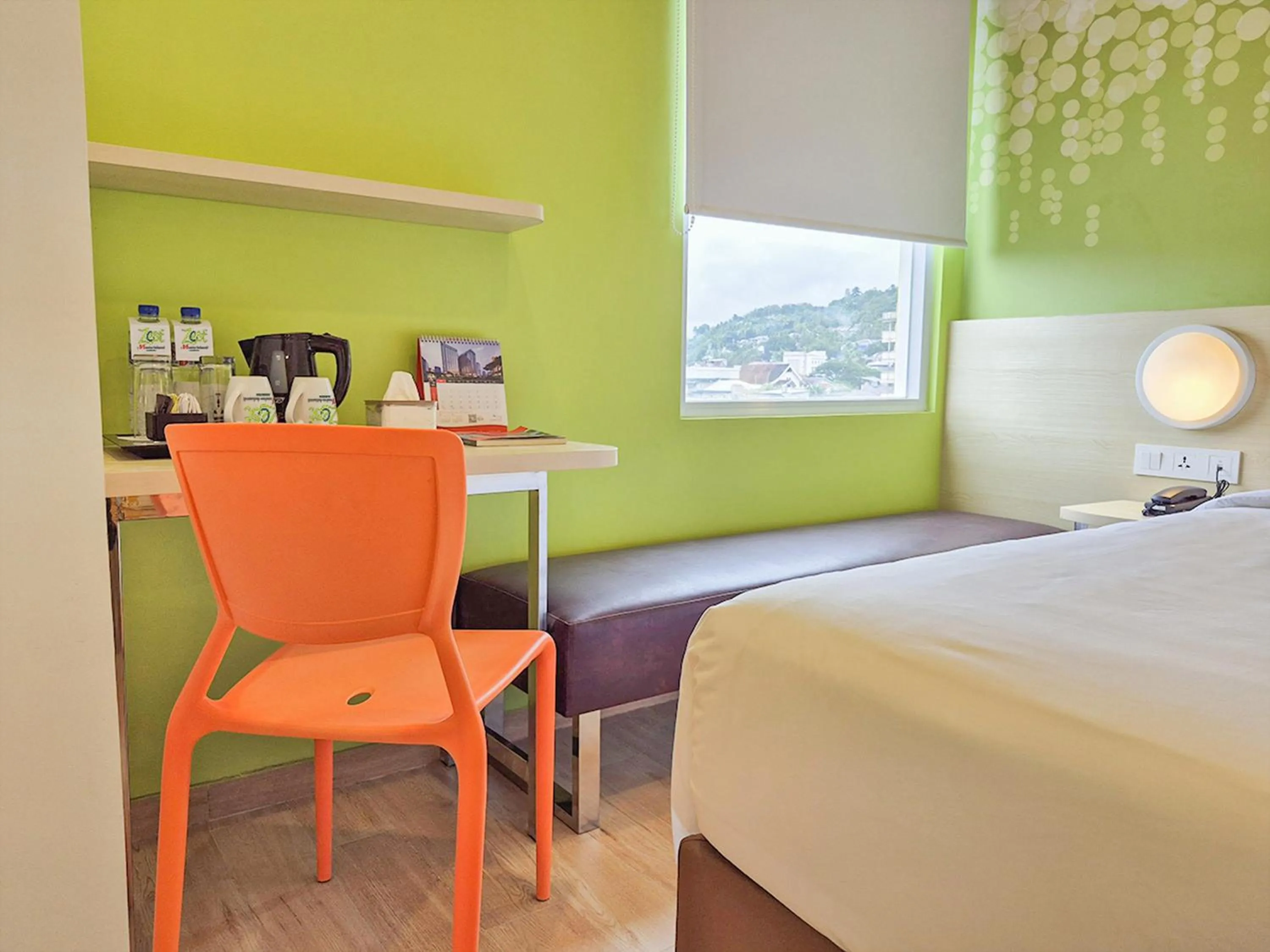 Coffee/tea facilities, Bed in Zest Ambon by Swiss-Belhotel International