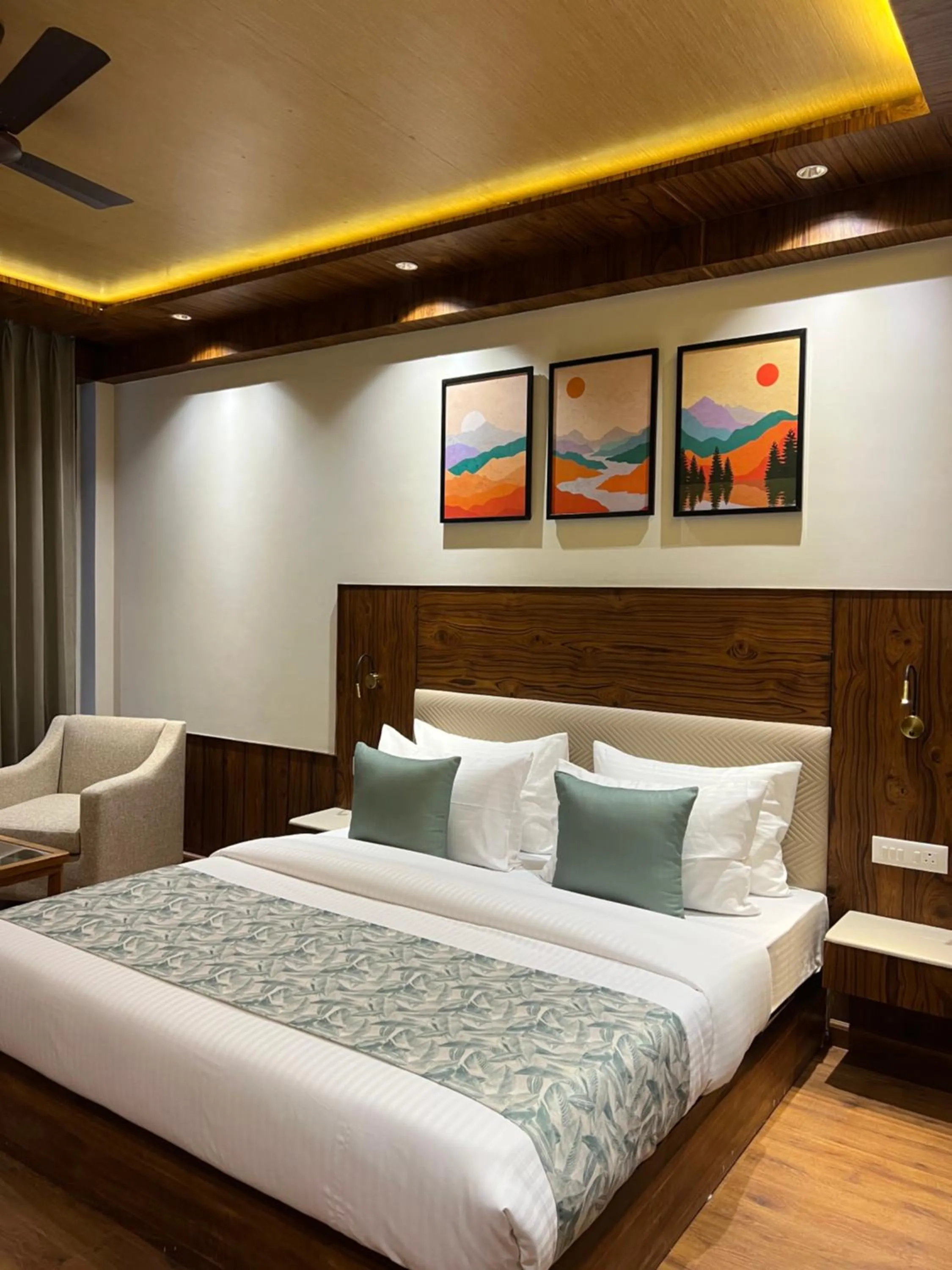 Bed in North Deodar Resort, Kasol