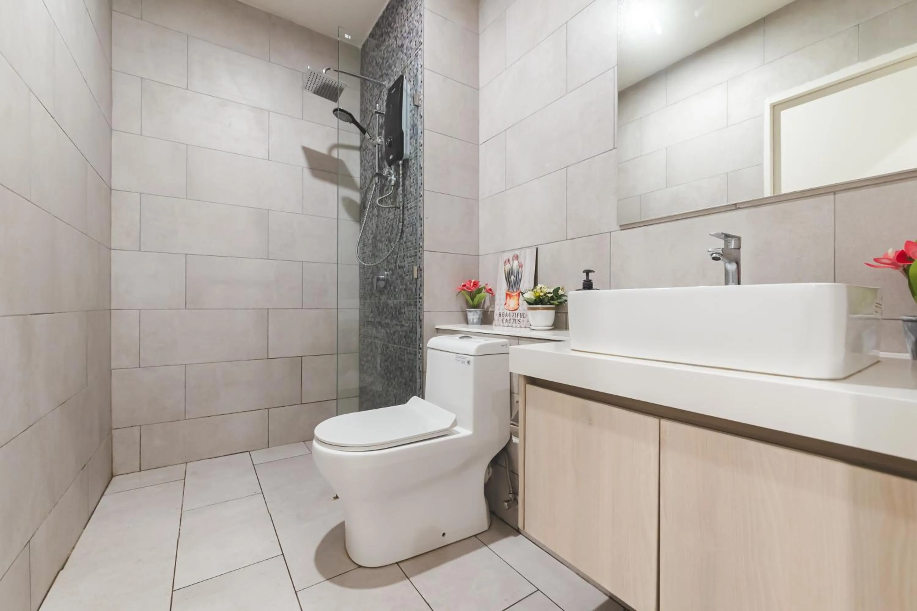 5StarPanda Seaview Suites at The Shore Kota Kinabalu