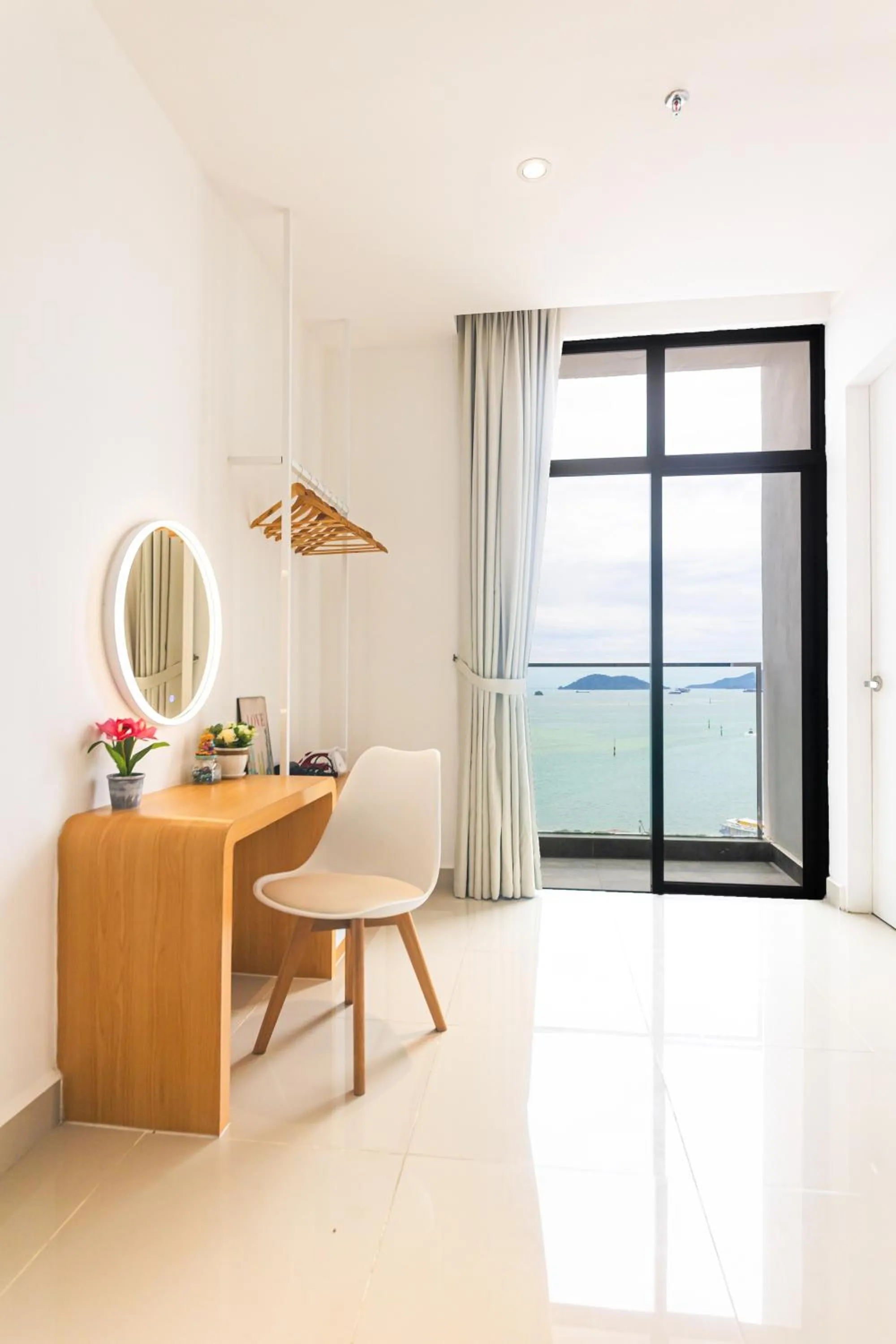 5StarPanda Seaview Suites at The Shore Kota Kinabalu
