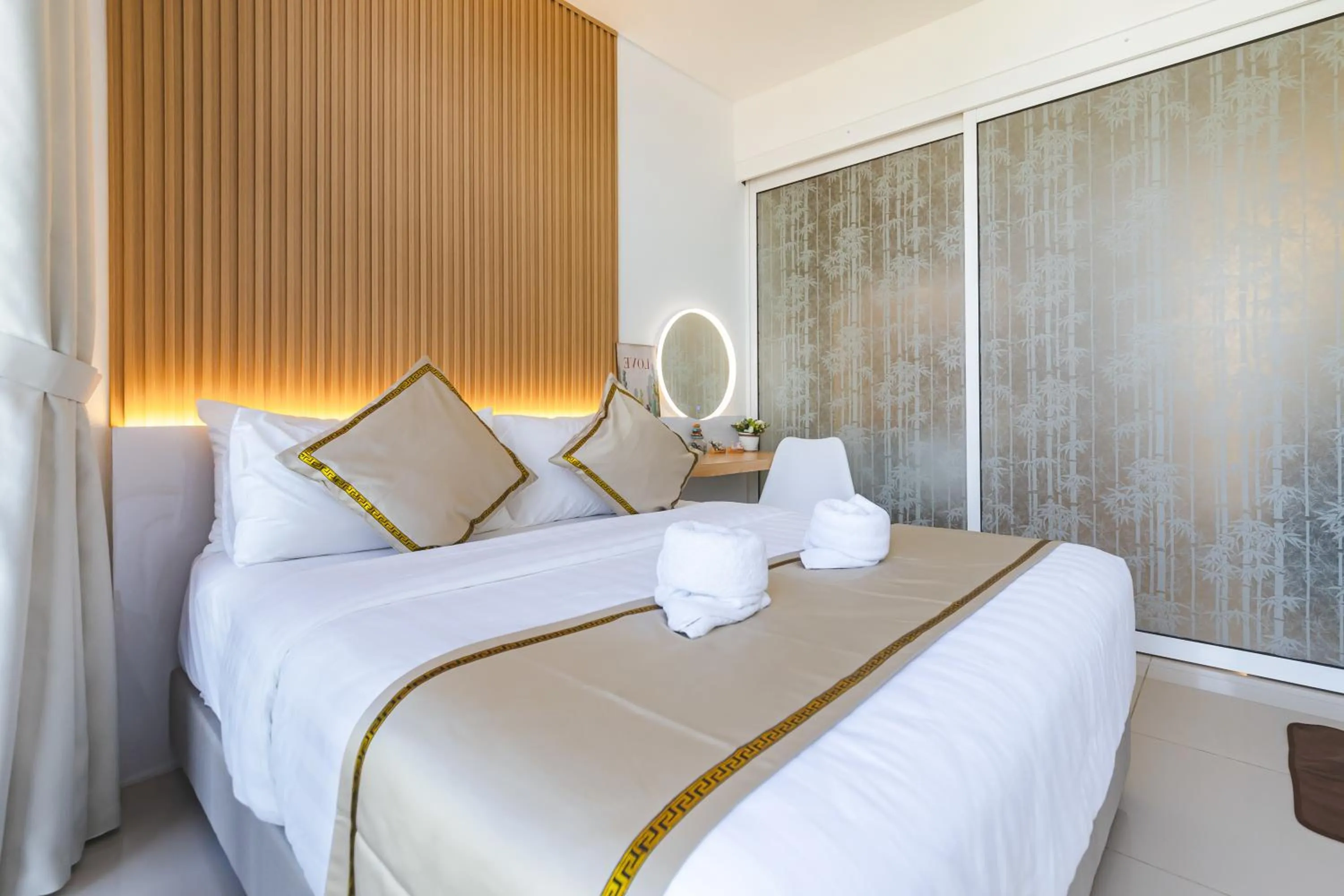 Bed in 5StarPanda Seaview Suites at The Shore Kota Kinabalu