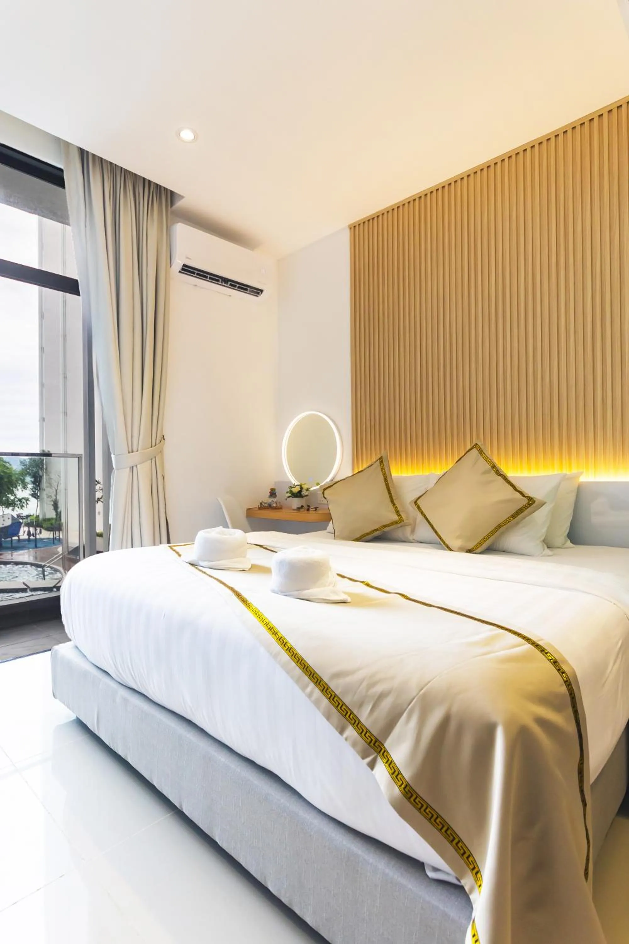 Bed in 5StarPanda Seaview Suites at The Shore Kota Kinabalu