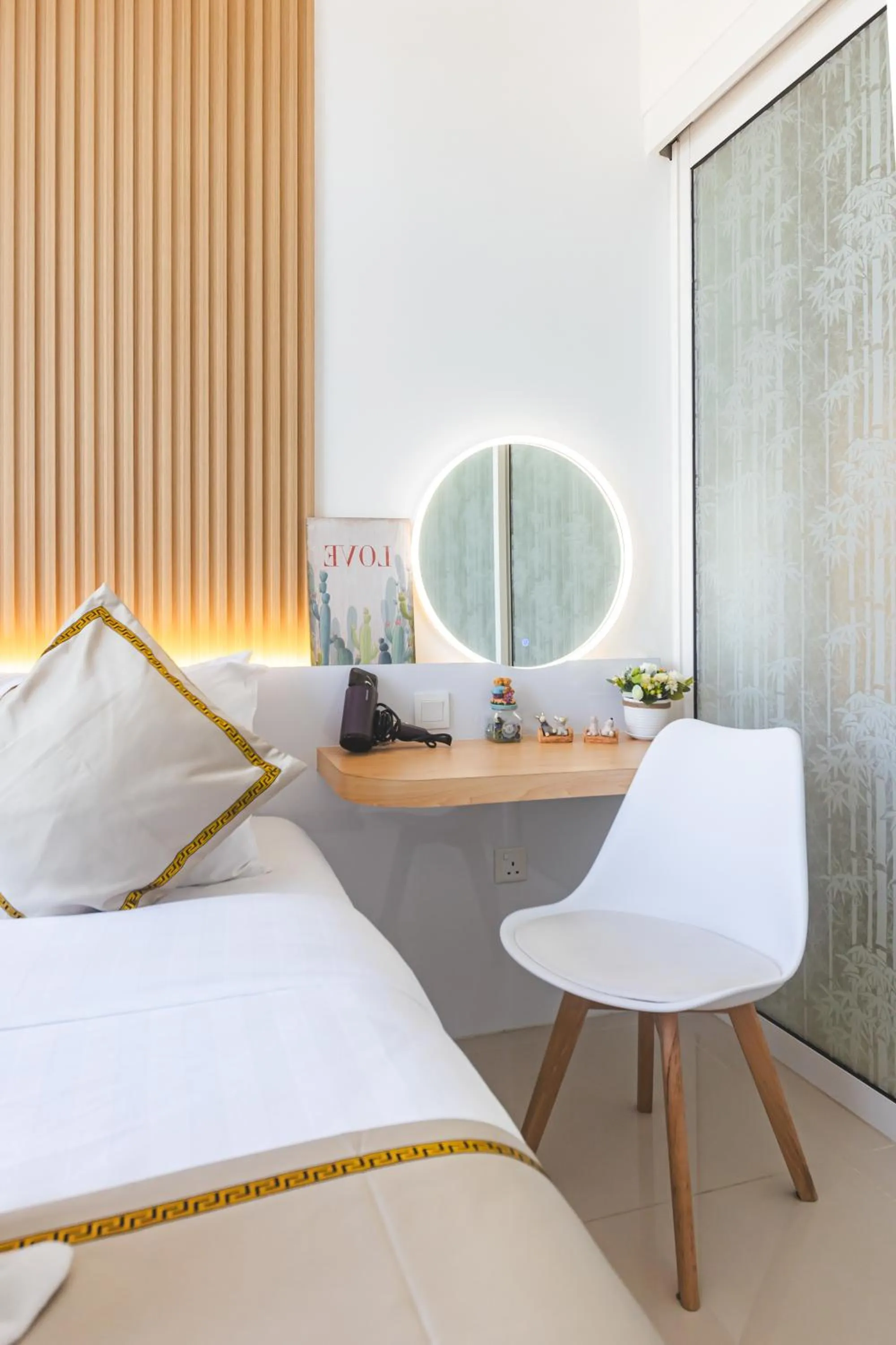 Bed in 5StarPanda Seaview Suites at The Shore Kota Kinabalu