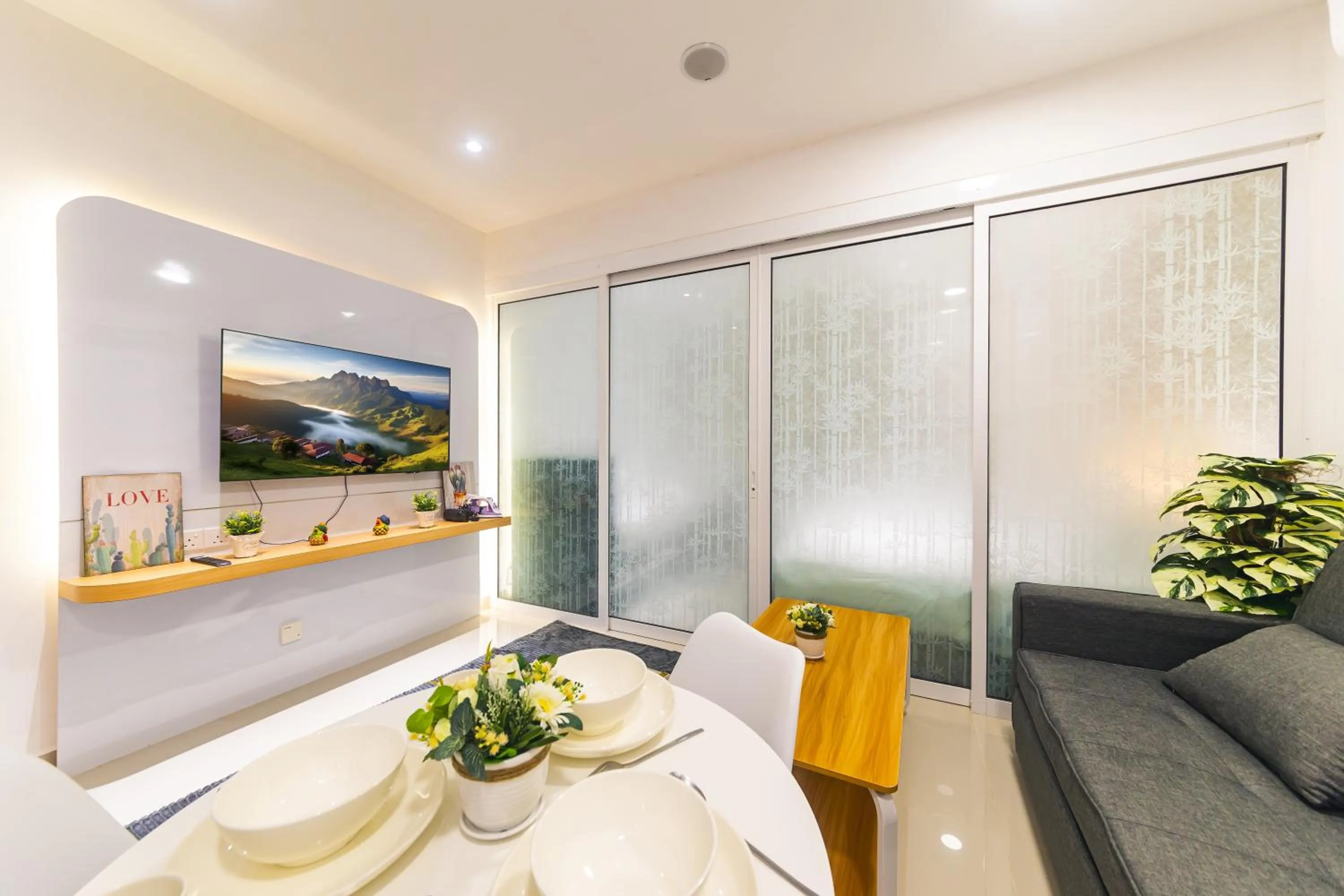 5StarPanda Seaview Suites at The Shore Kota Kinabalu