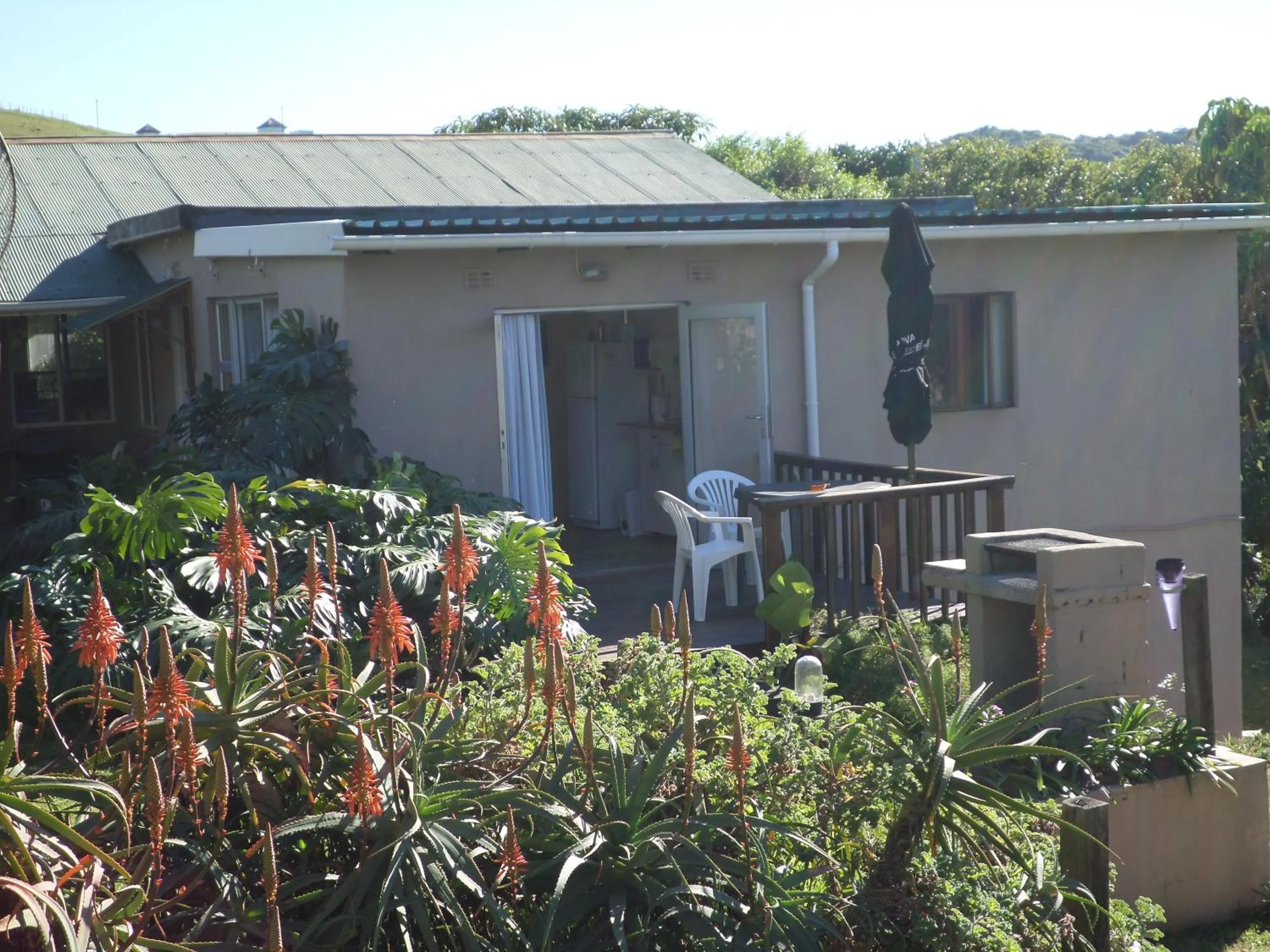 Facade/entrance in Geckos B&B and Self-catering