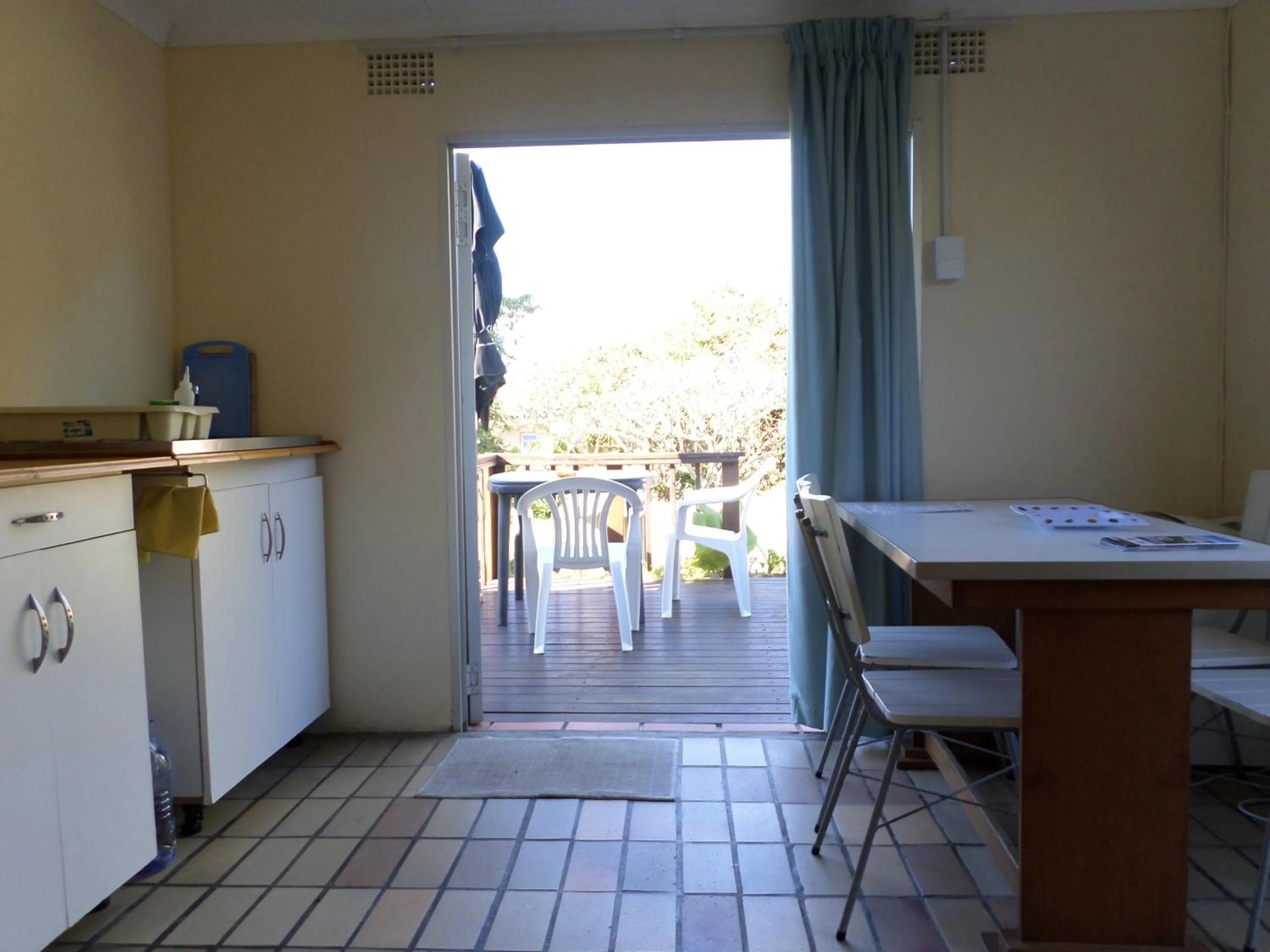 Patio in Geckos B&B and Self-catering