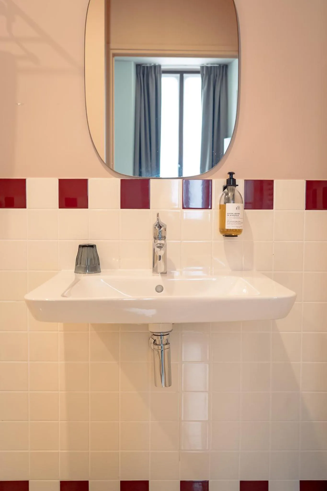 Bathroom in LALA Hôtel