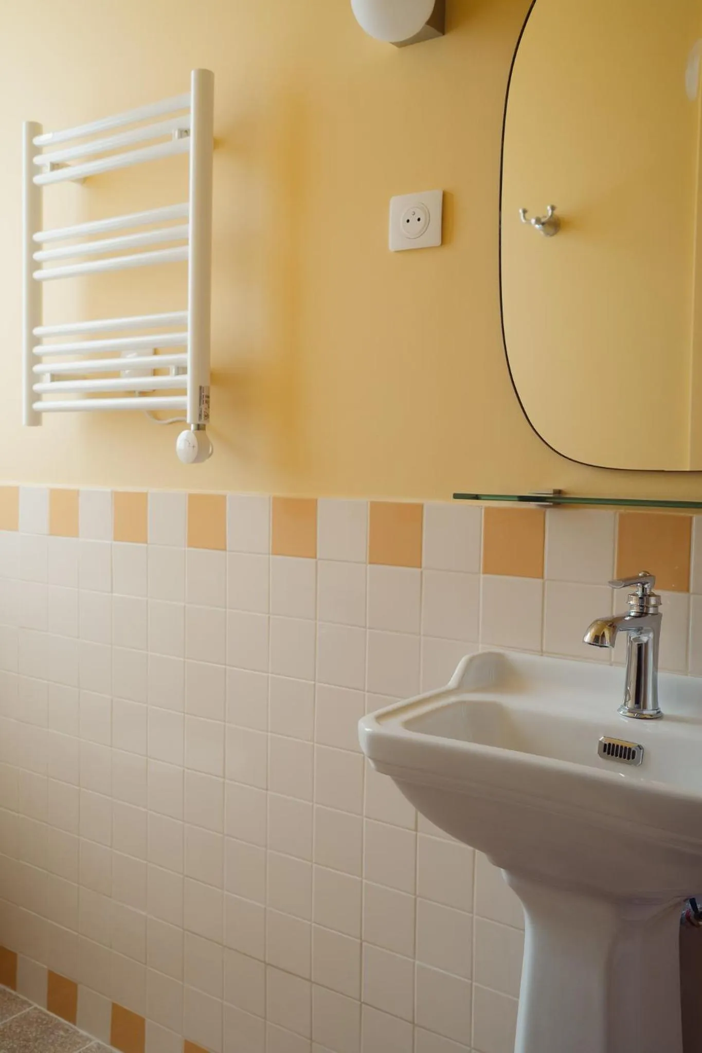 Bathroom in LALA Hôtel