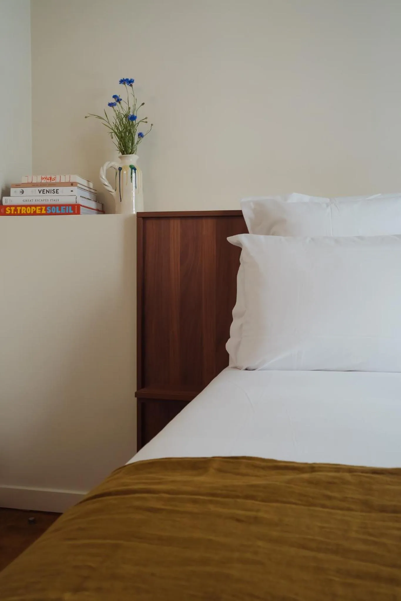 Bedroom, Bed in LALA Hôtel